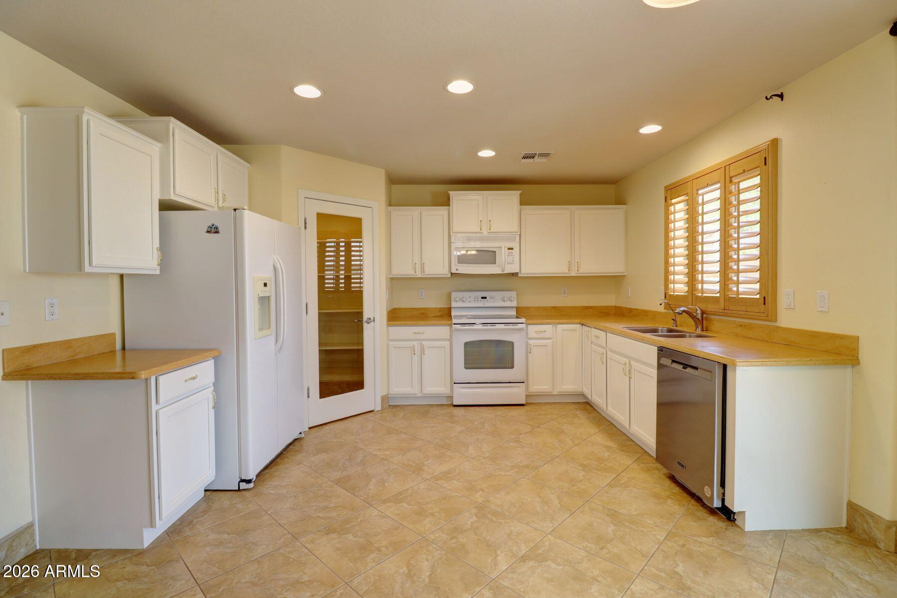4602 W Cinnamon Avenue, Coolidge, AZ 85128
