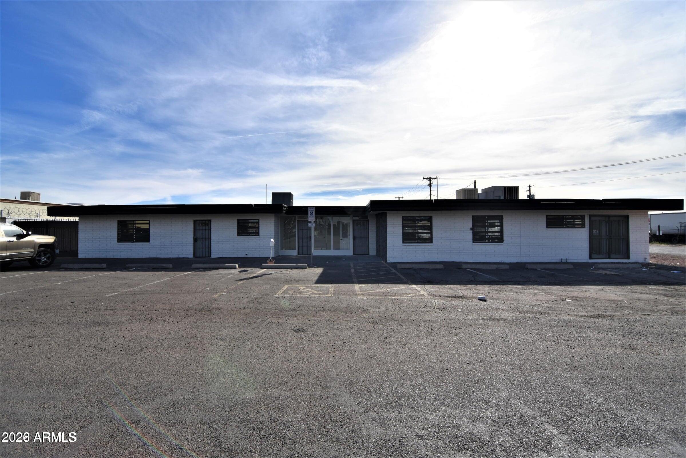 4155 W WHITTON Avenue, Phoenix, AZ 85019