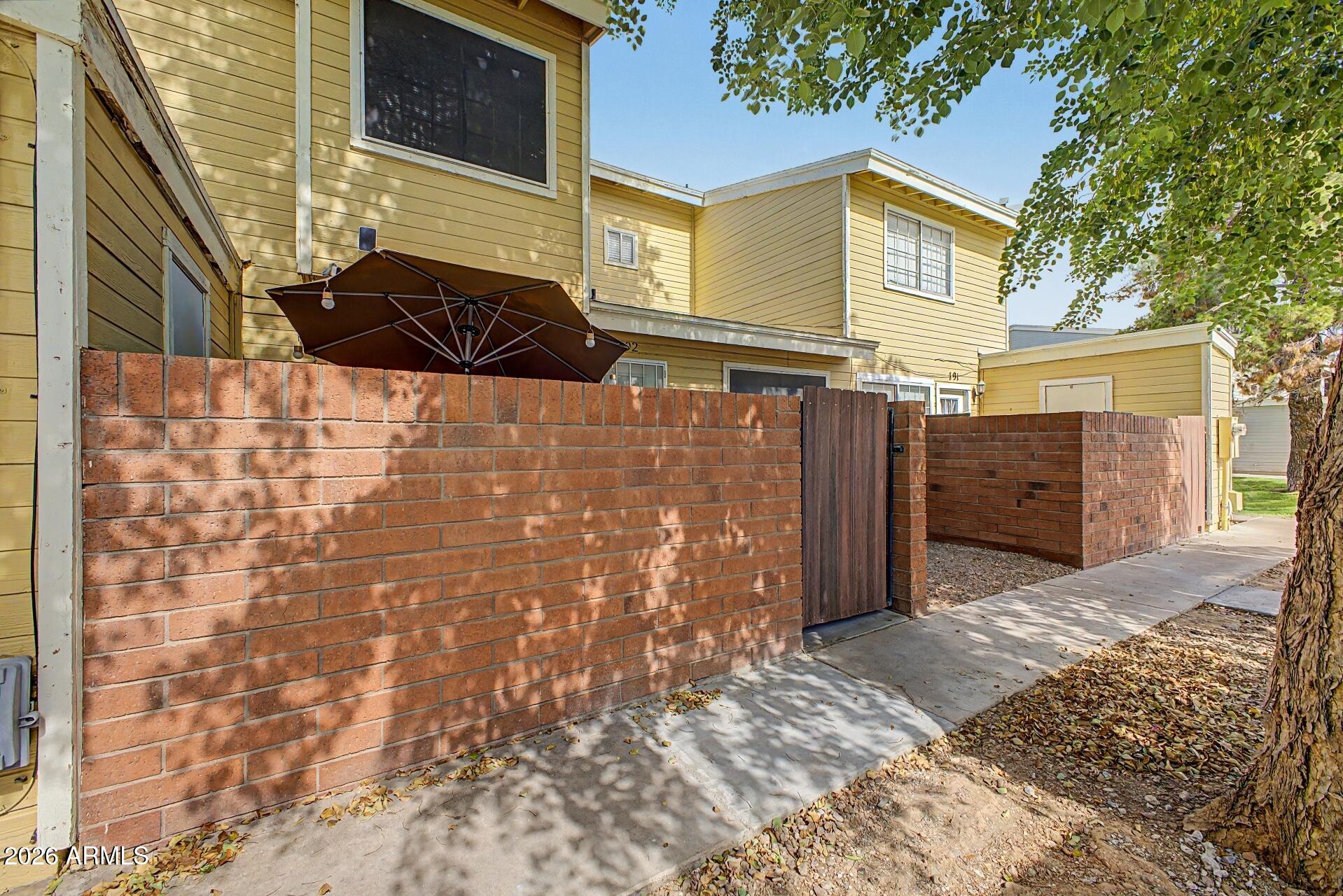 510 N ALMA SCHOOL Road 192, Mesa, AZ 85201