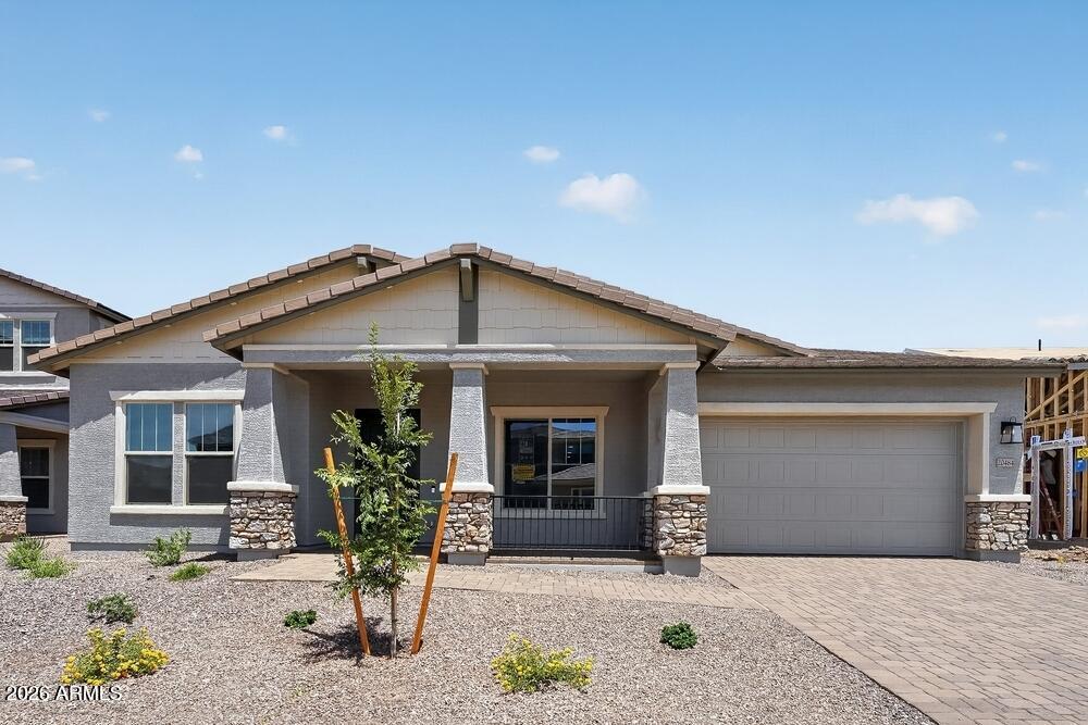 20484 E SONOQUI Boulevard, Queen Creek, AZ 85142