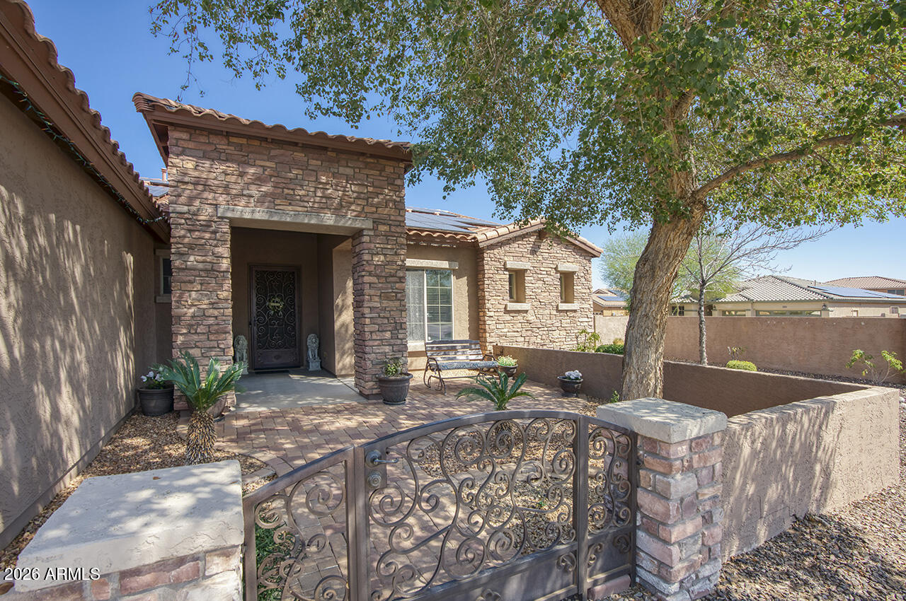 19326 W MEDLOCK Drive, Litchfield Park, AZ 85340