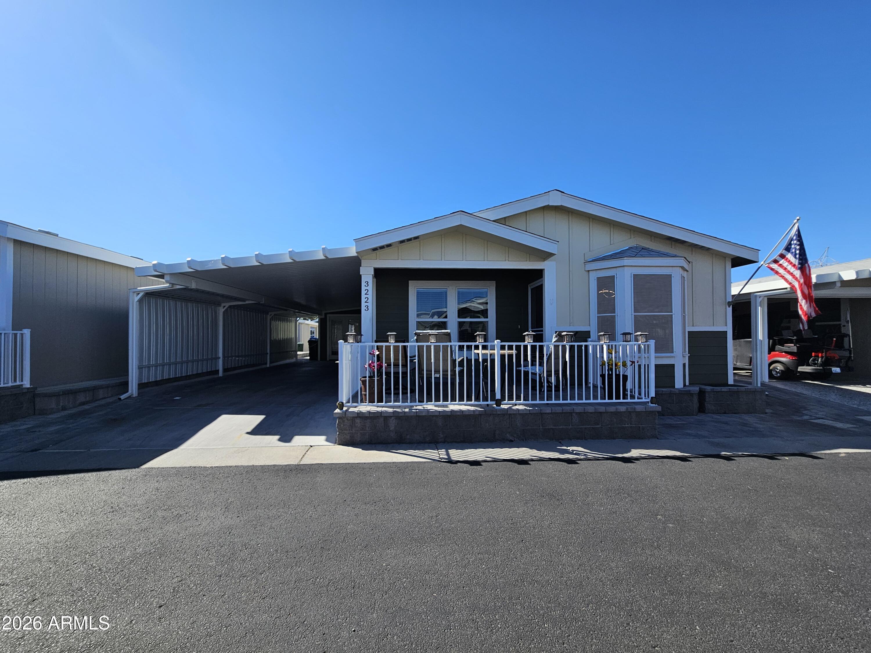 650 N Hawes Road 3223, Mesa, AZ 85207