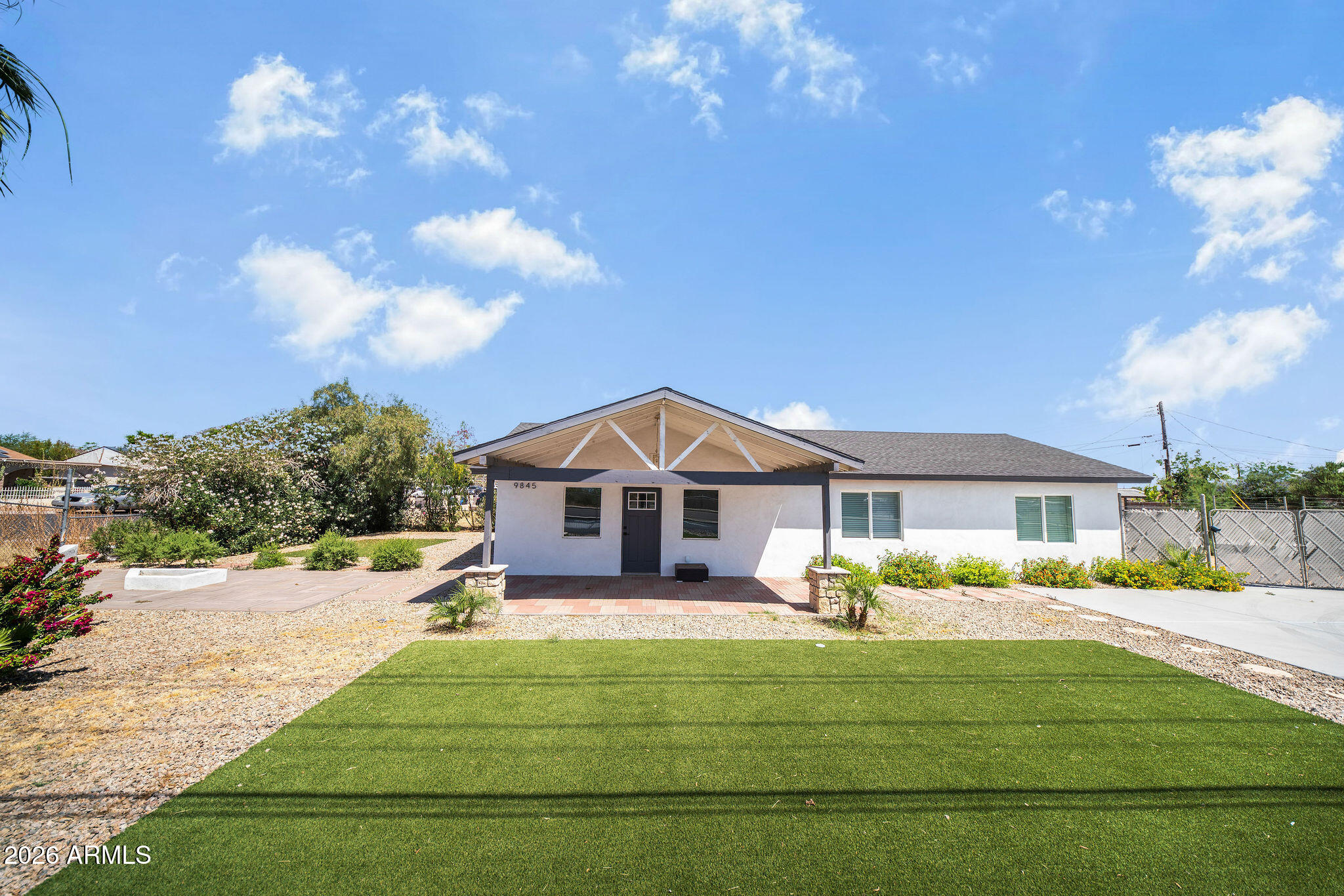 9845 N 15TH Avenue, Phoenix, AZ 85021