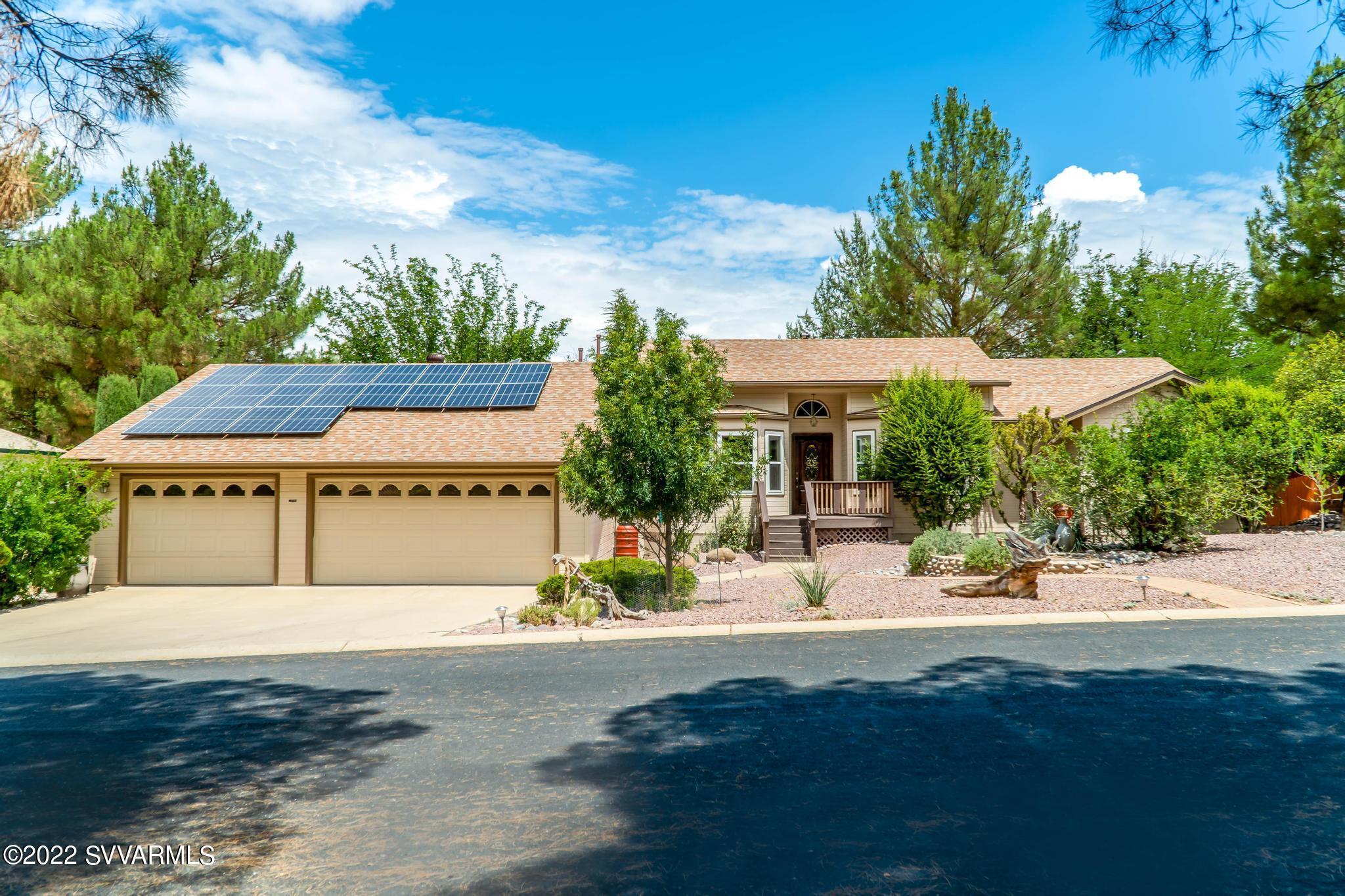 10630 E Oak Creek Trail, Cornville, AZ 86325