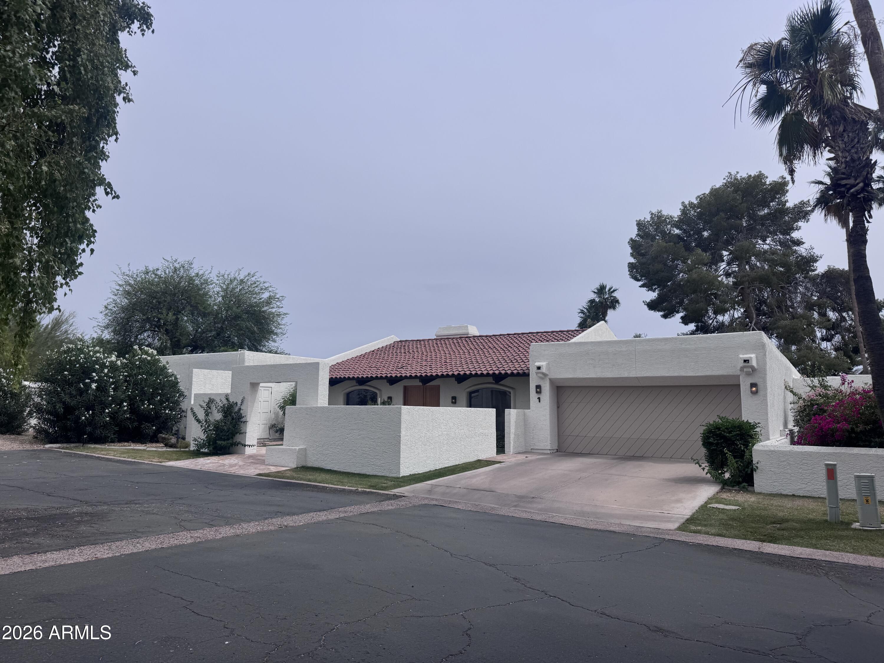 4450 E CAMELBACK Road 1, Phoenix, AZ 85018
