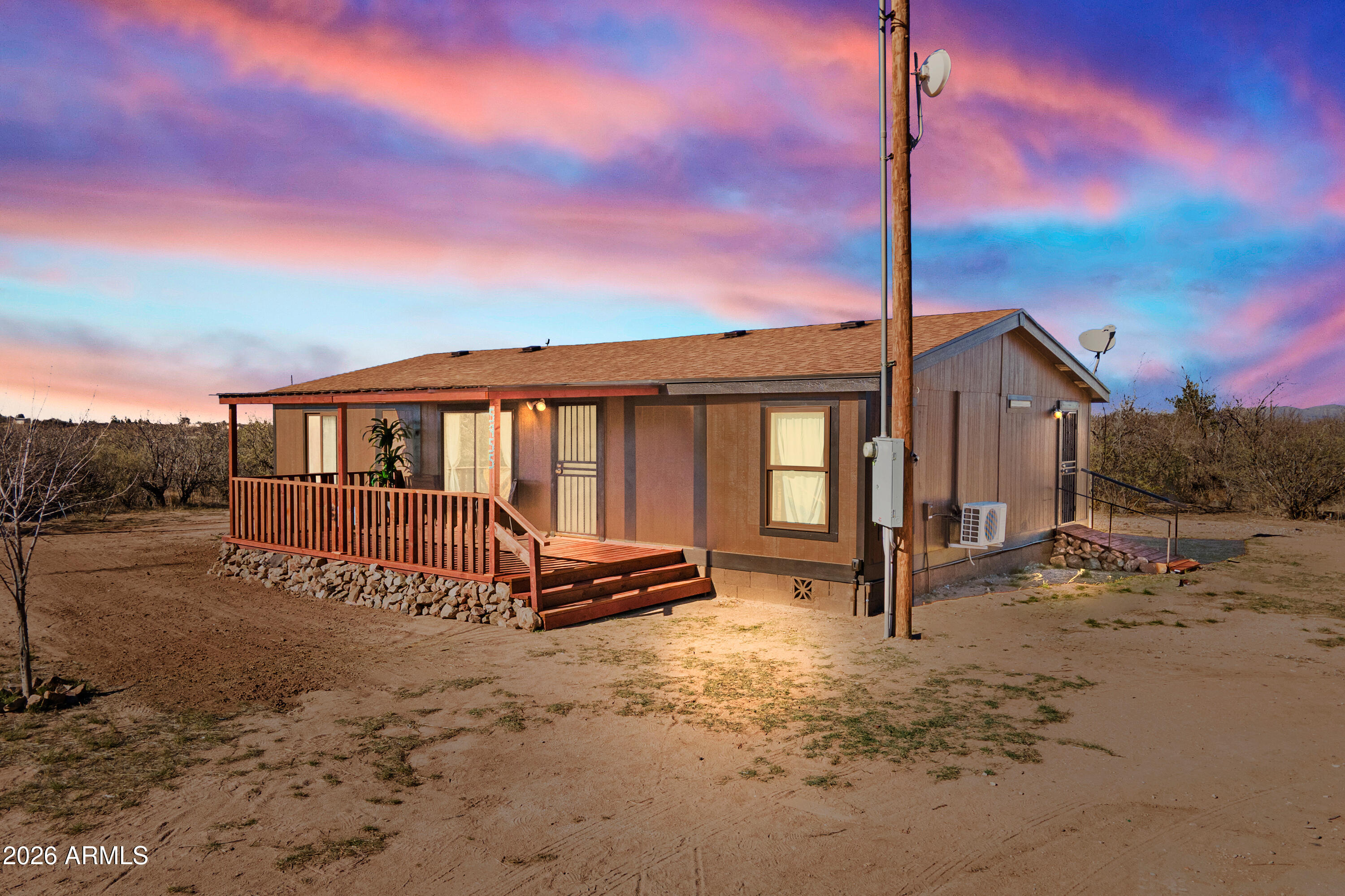 5955 S PINTEK Lane, Hereford, AZ 85615