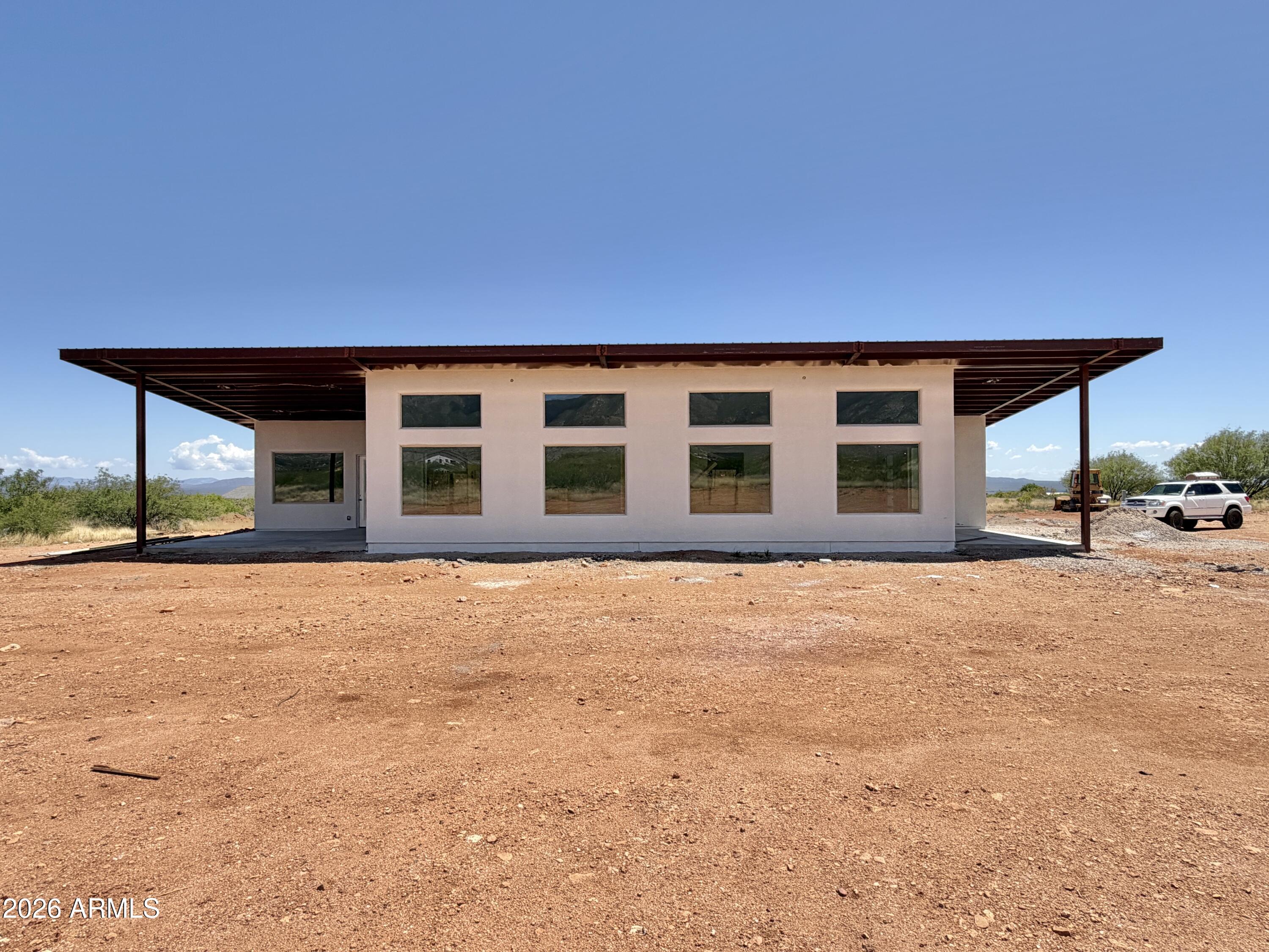 6553 E La Pradera Lane, Hereford, AZ 85615