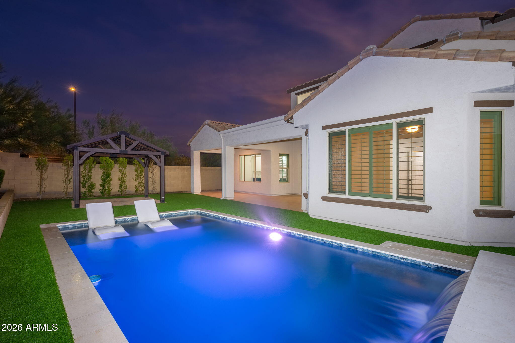1528 W RED BIRD Road, Phoenix, AZ 85085