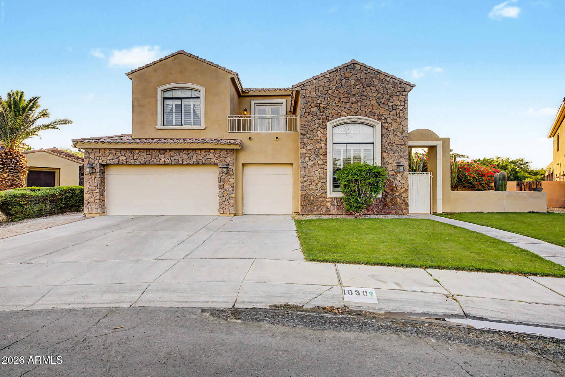 1030 W CALYPSO Court, Gilbert, AZ 85233