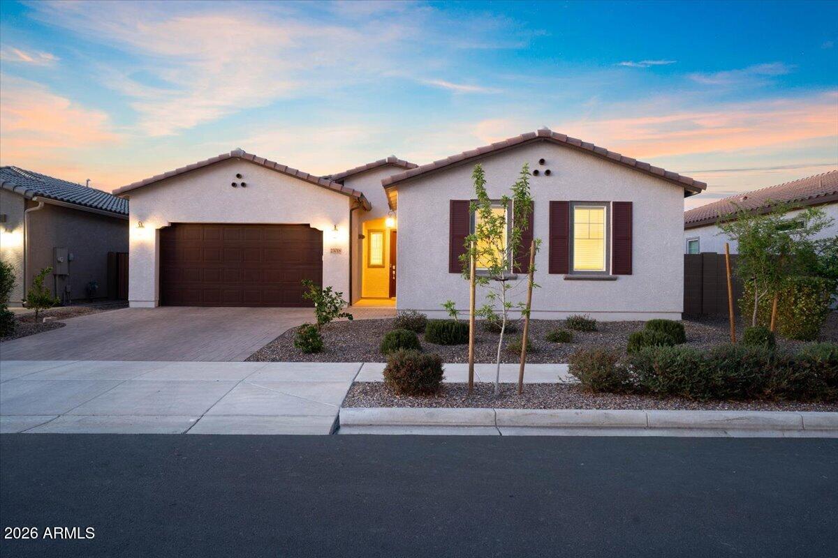23018 E LORDS Way, Queen Creek, AZ 85142