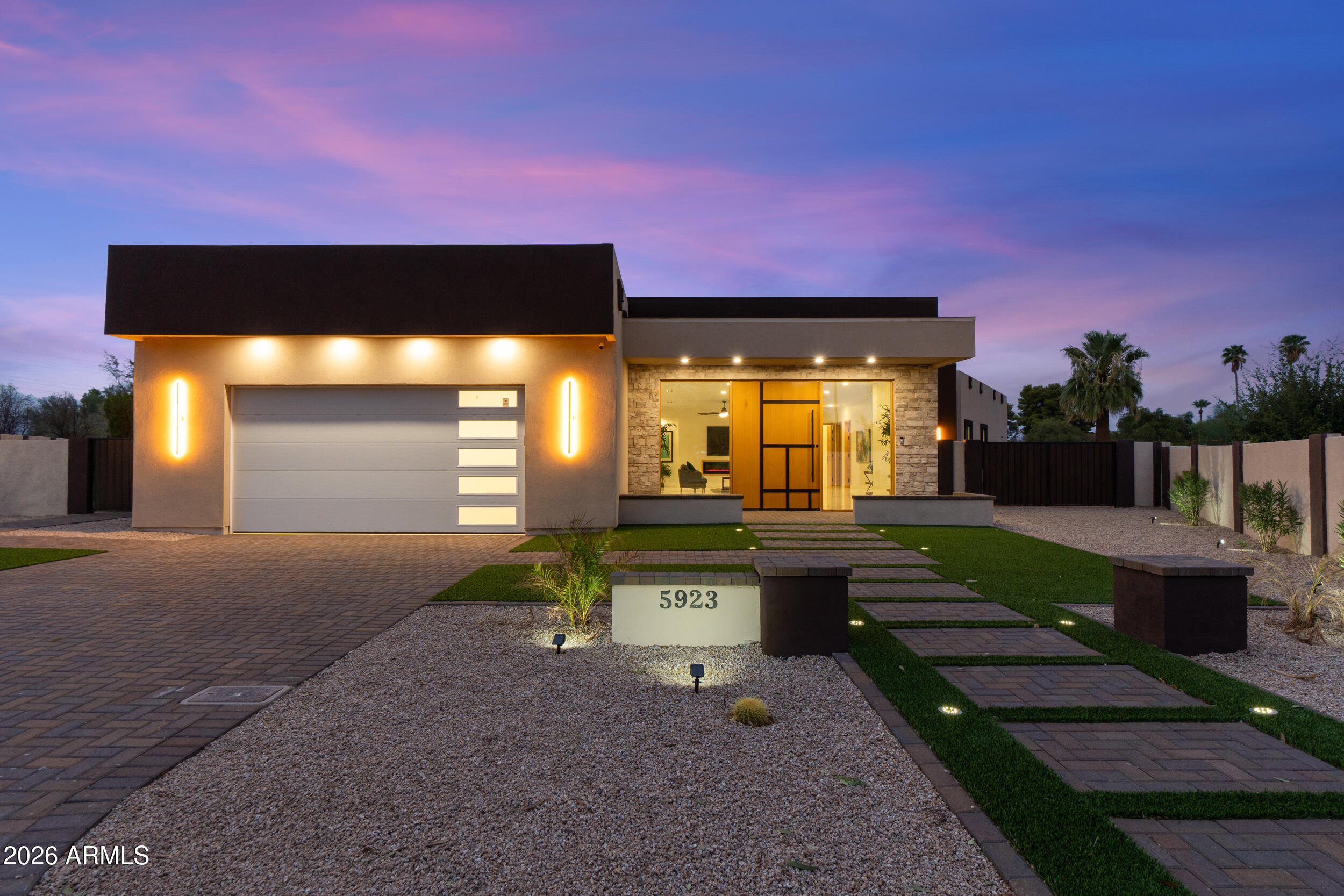 5923 E NORTH Lane, Paradise Valley, AZ 85253