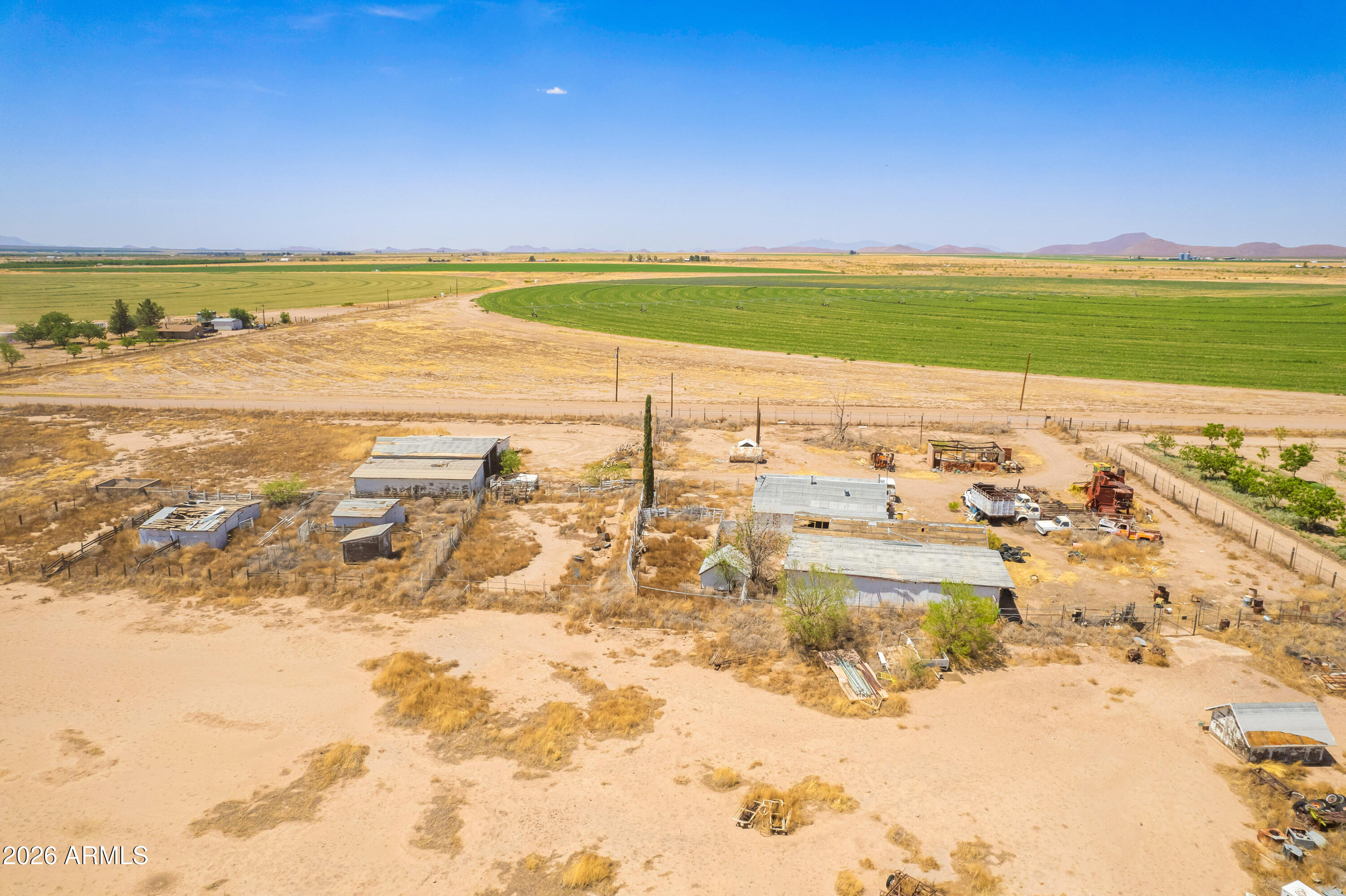 3819 W GLEESON Road -, Elfrida, AZ 85610