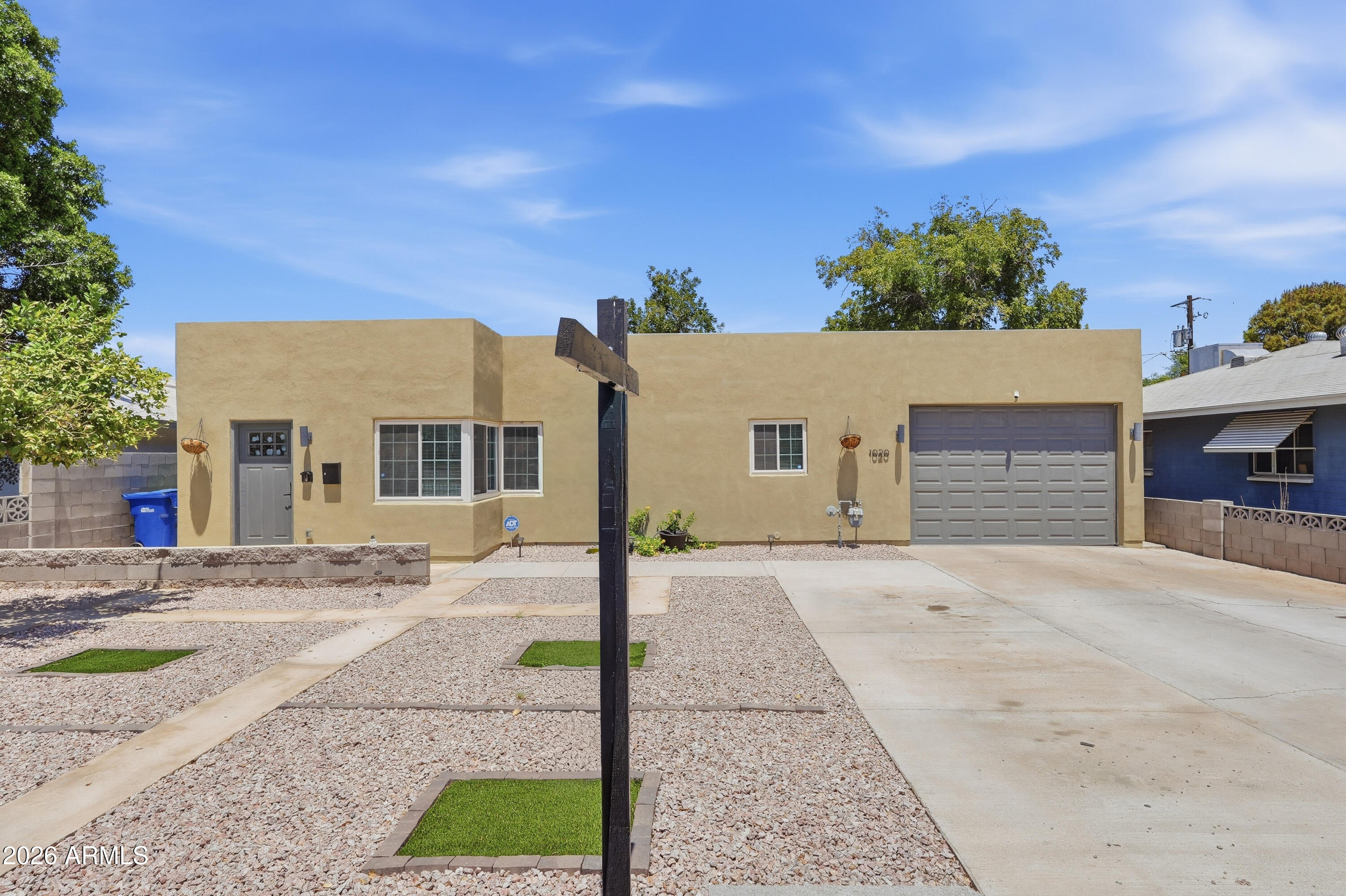 1020 E NIELSON Avenue, Mesa, AZ 85204