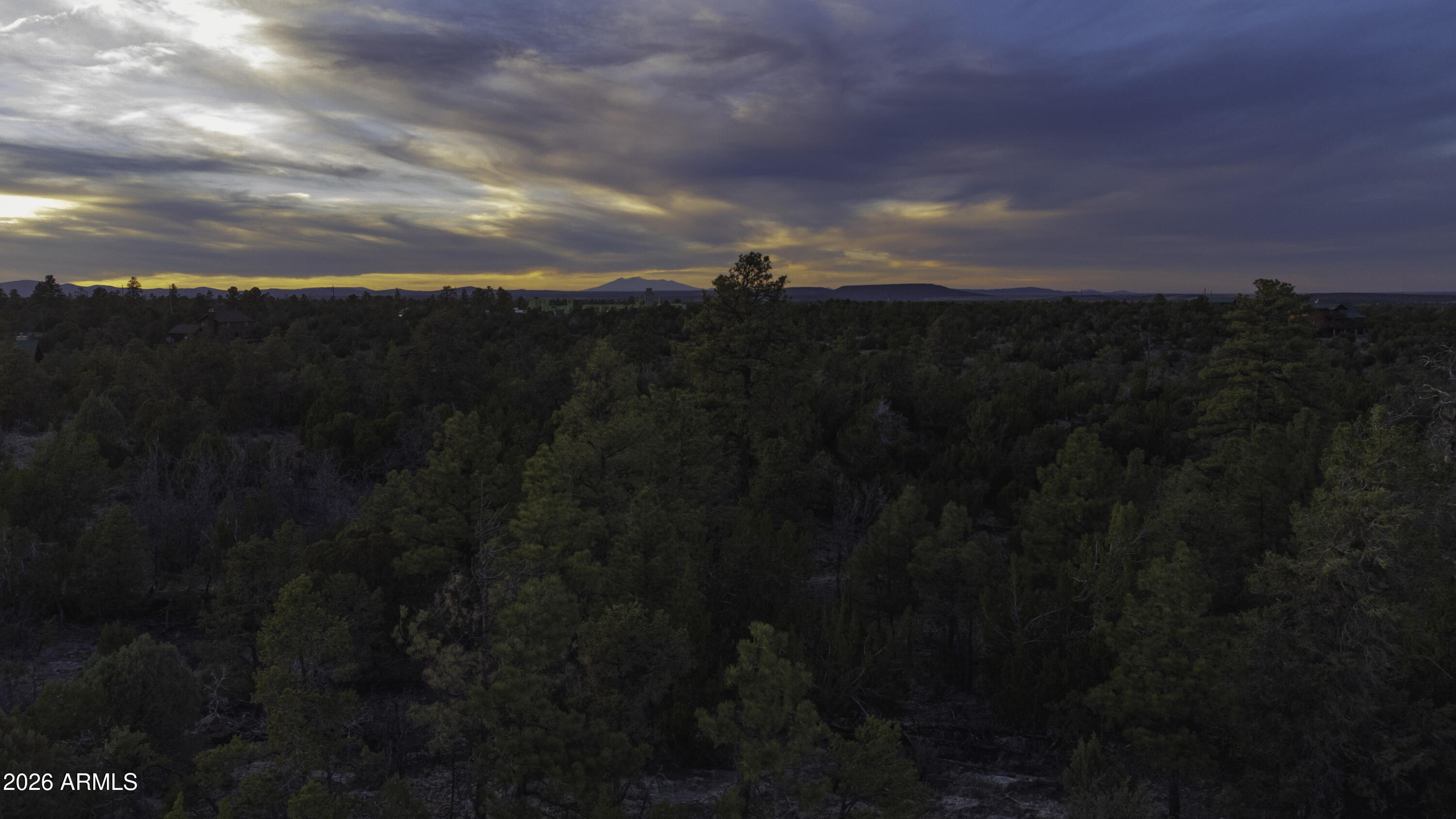 3633 SUNSET RIDGE Loop 166, Happy Jack, AZ 86024