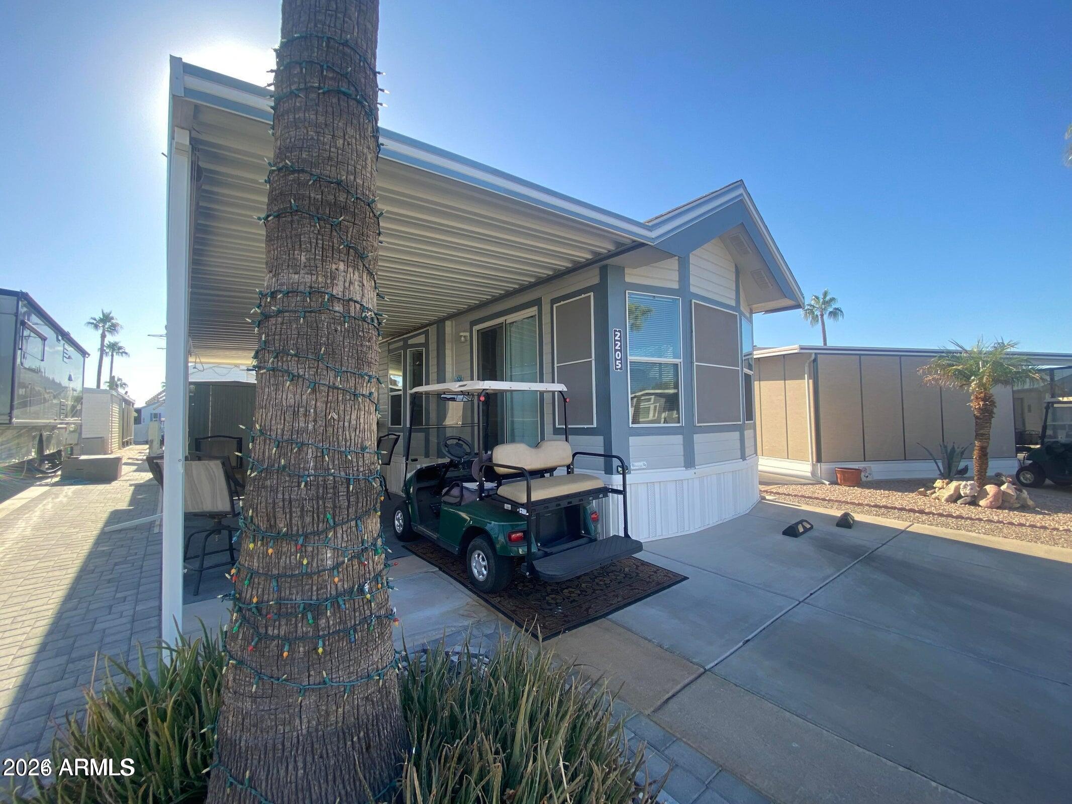 2205 W KLAMATH Avenue 205, Apache Junction, AZ 85119