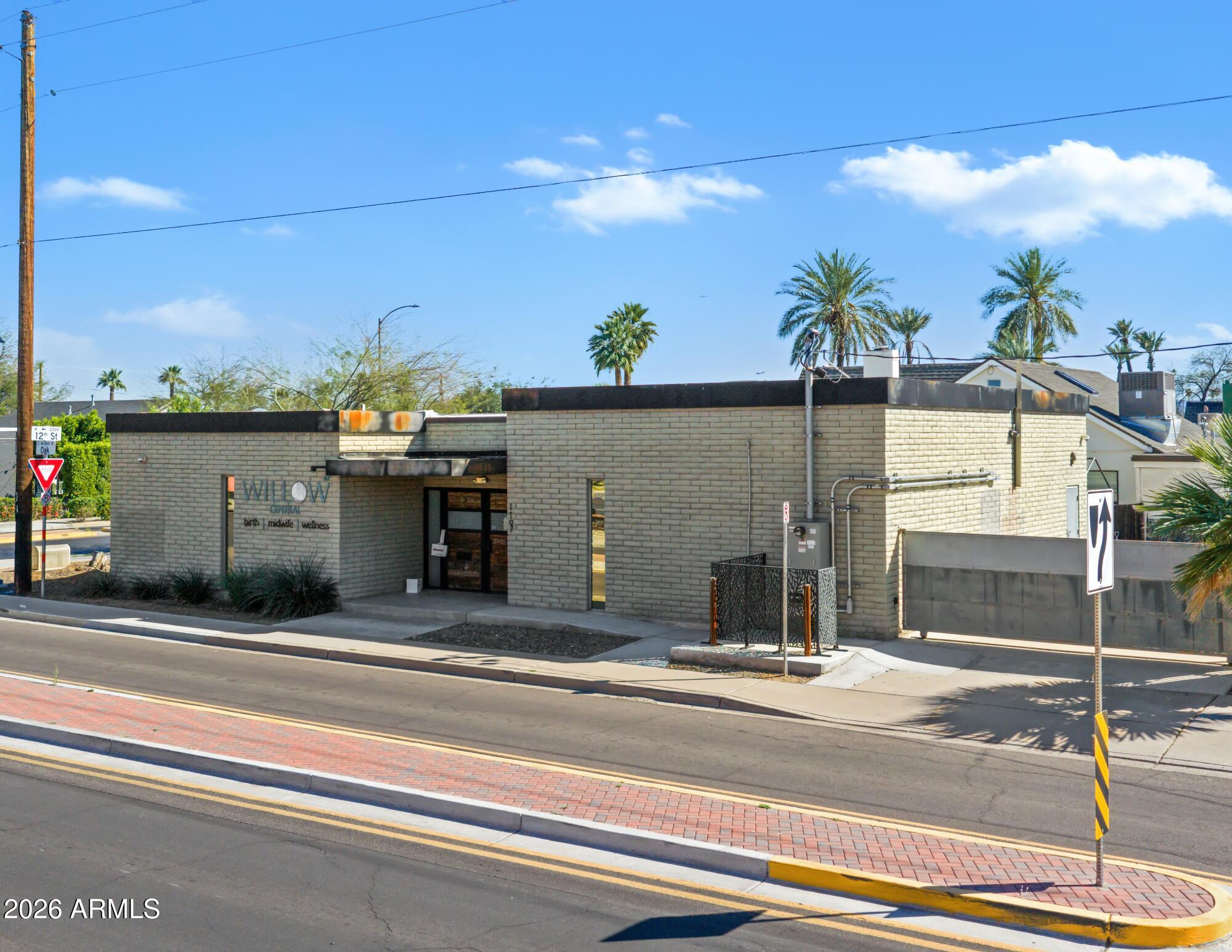 1197 E OAK Street, Phoenix, AZ 85006