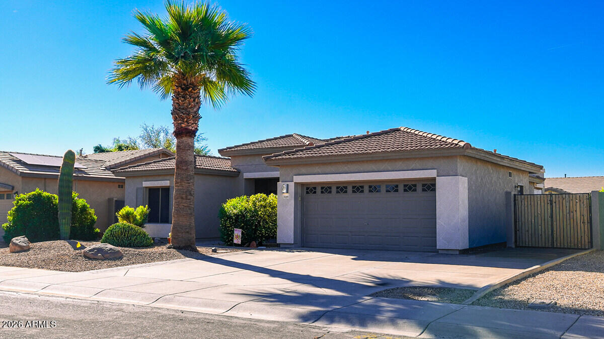 21269 E ROUNDUP Way, Queen Creek, AZ 85142