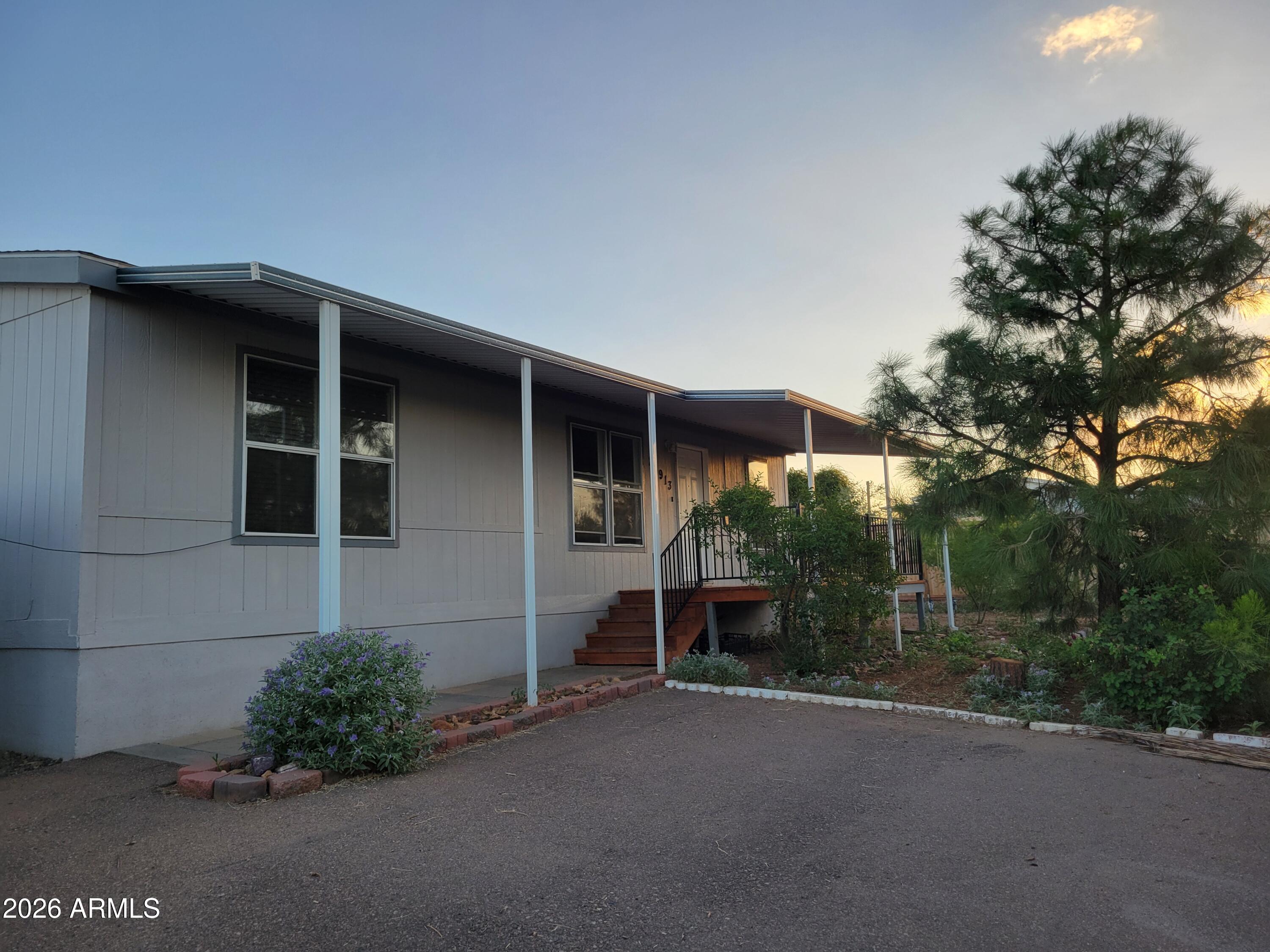 20913 E VALLEY VIEW Lane 4, Mayer, AZ 86333