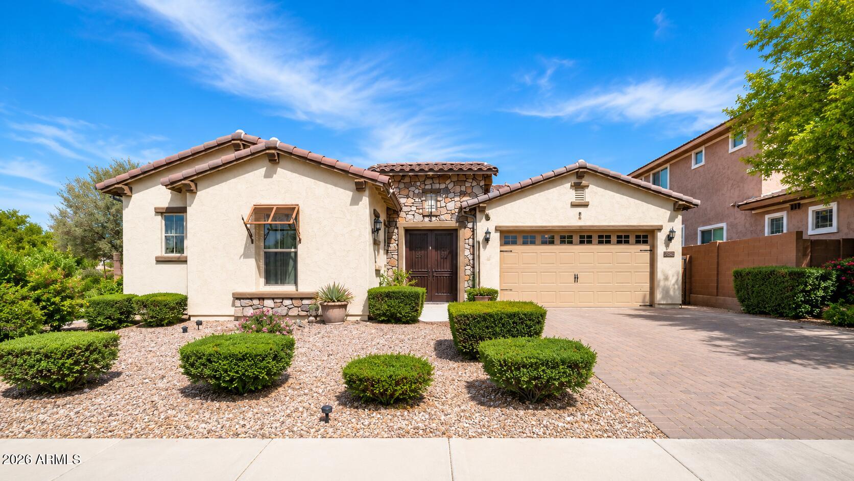 2662 E LA COSTA Drive, Gilbert, AZ 85298