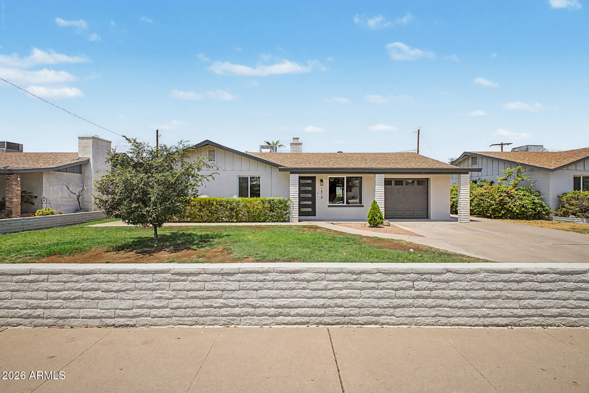 1818 W MORTEN Avenue, Phoenix, AZ 85021