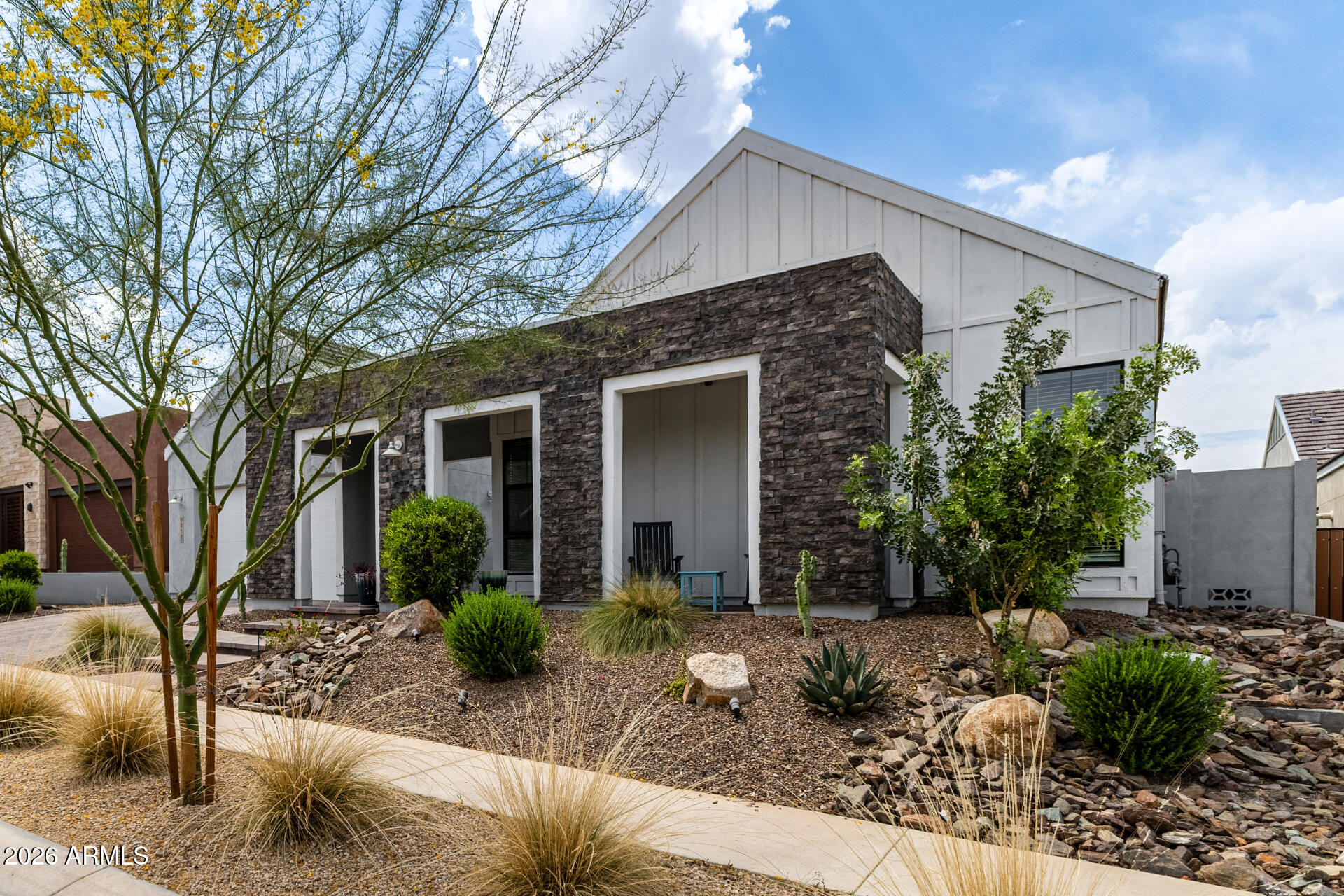 9818 S 7TH Place, Phoenix, AZ 85042