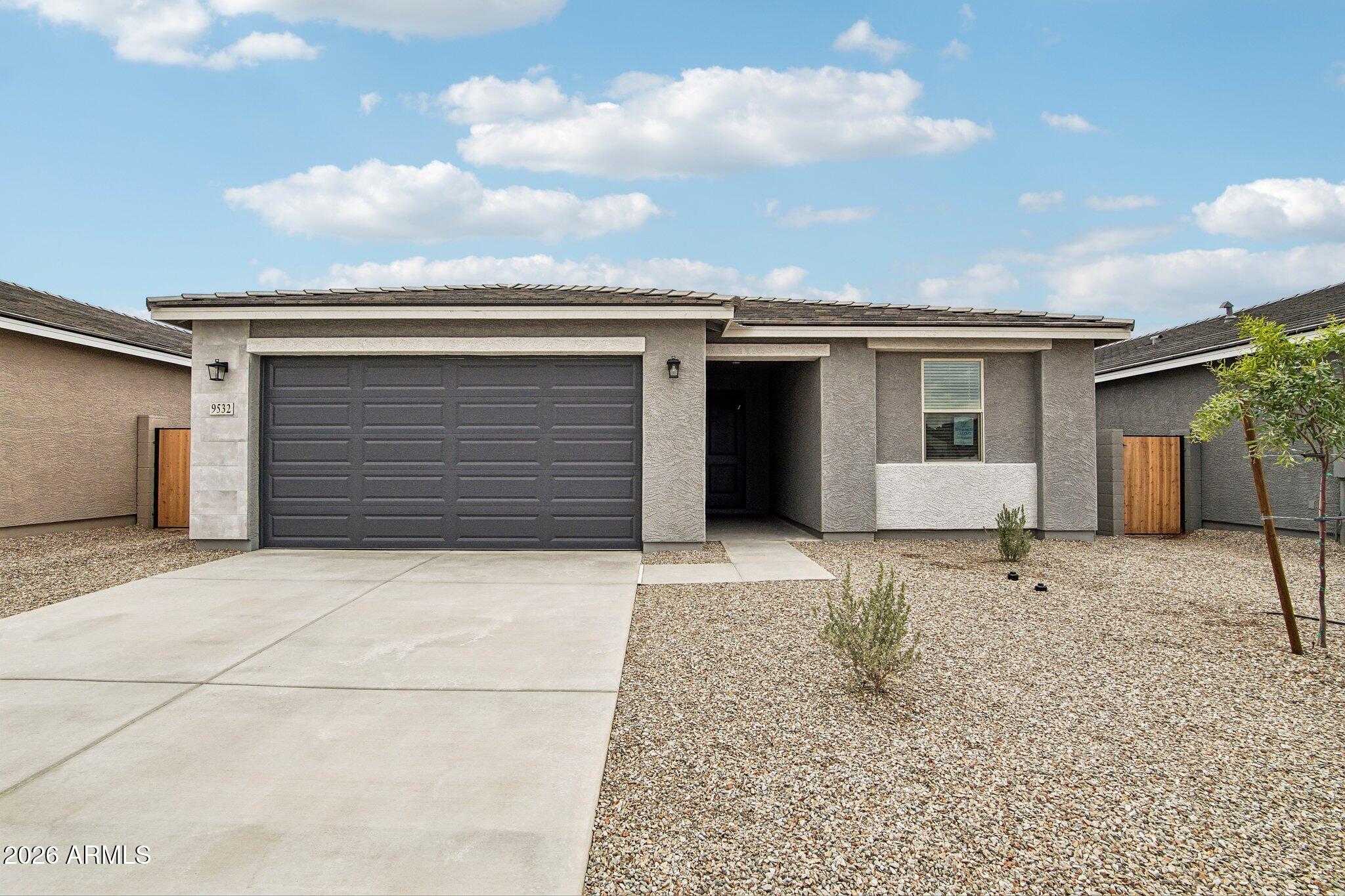 9532 W GABY Road, Tolleson, AZ 85353