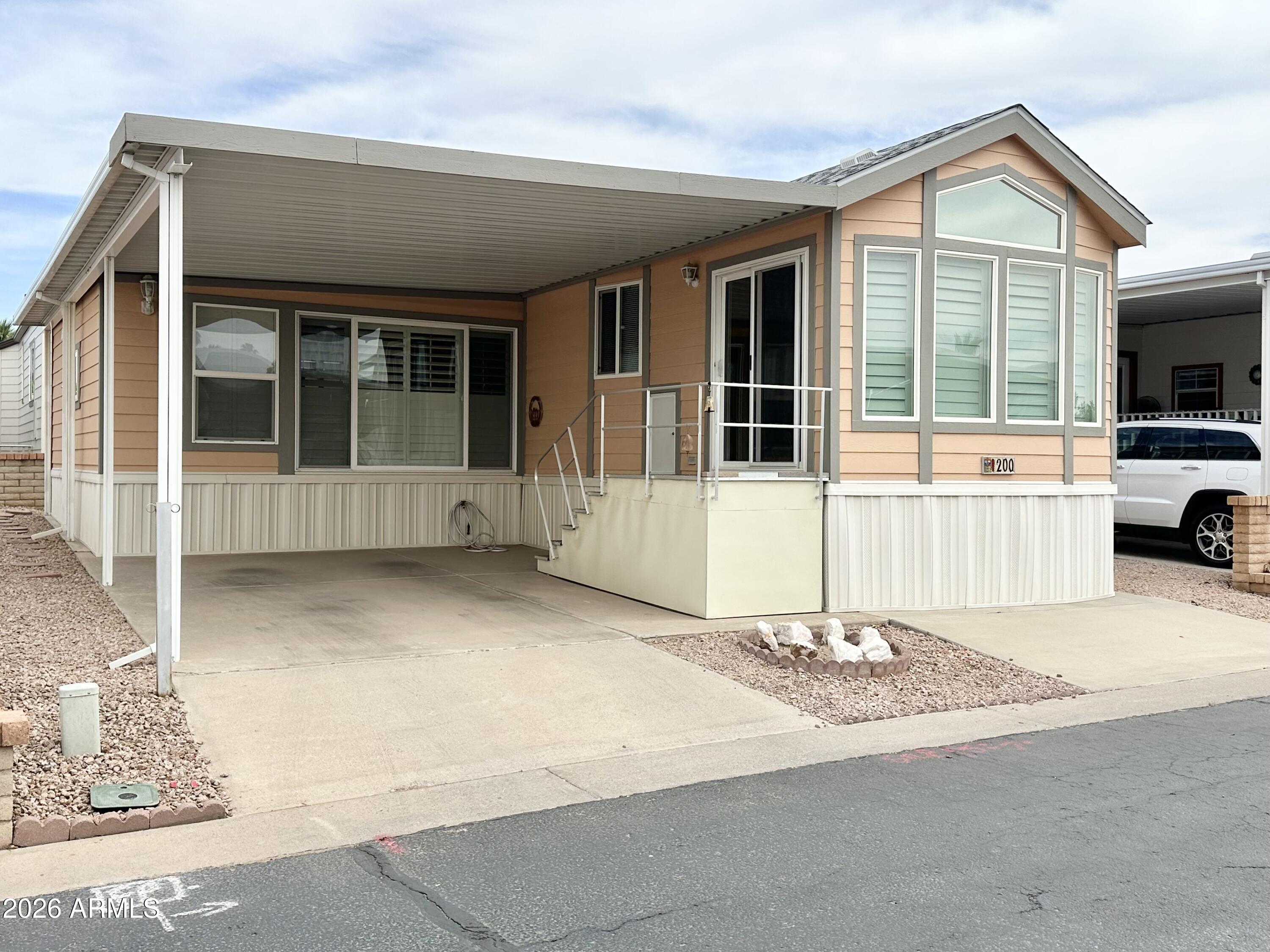 111 S GREENFIELD Road 200, Mesa, AZ 85206