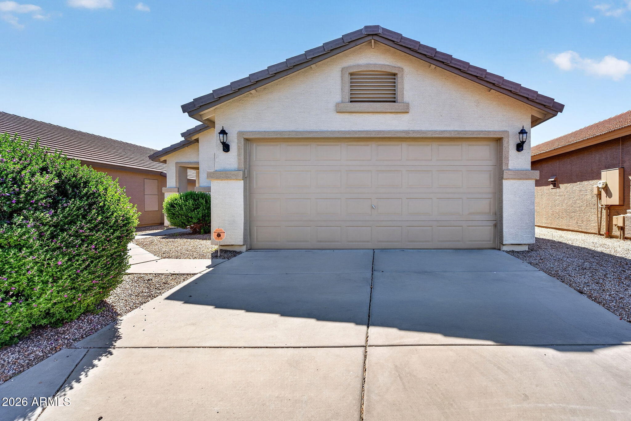 17 E MAYFIELD Drive, San Tan Valley, AZ 85143