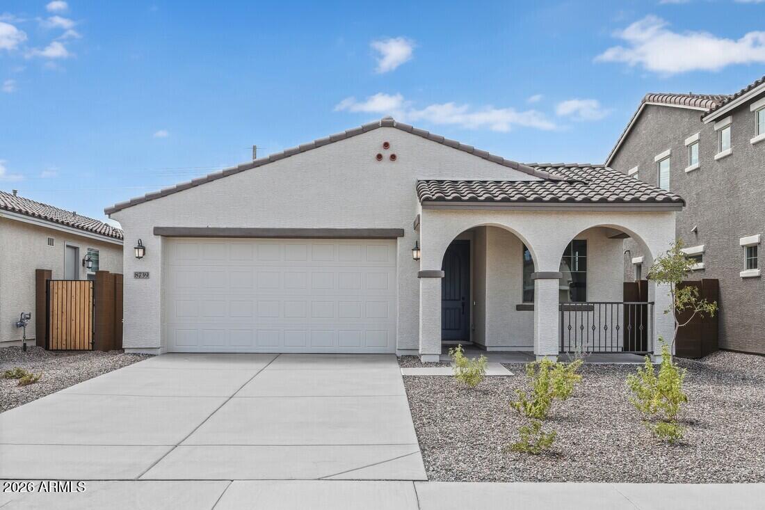 8739 W PASADENA Avenue, Glendale, AZ 85305