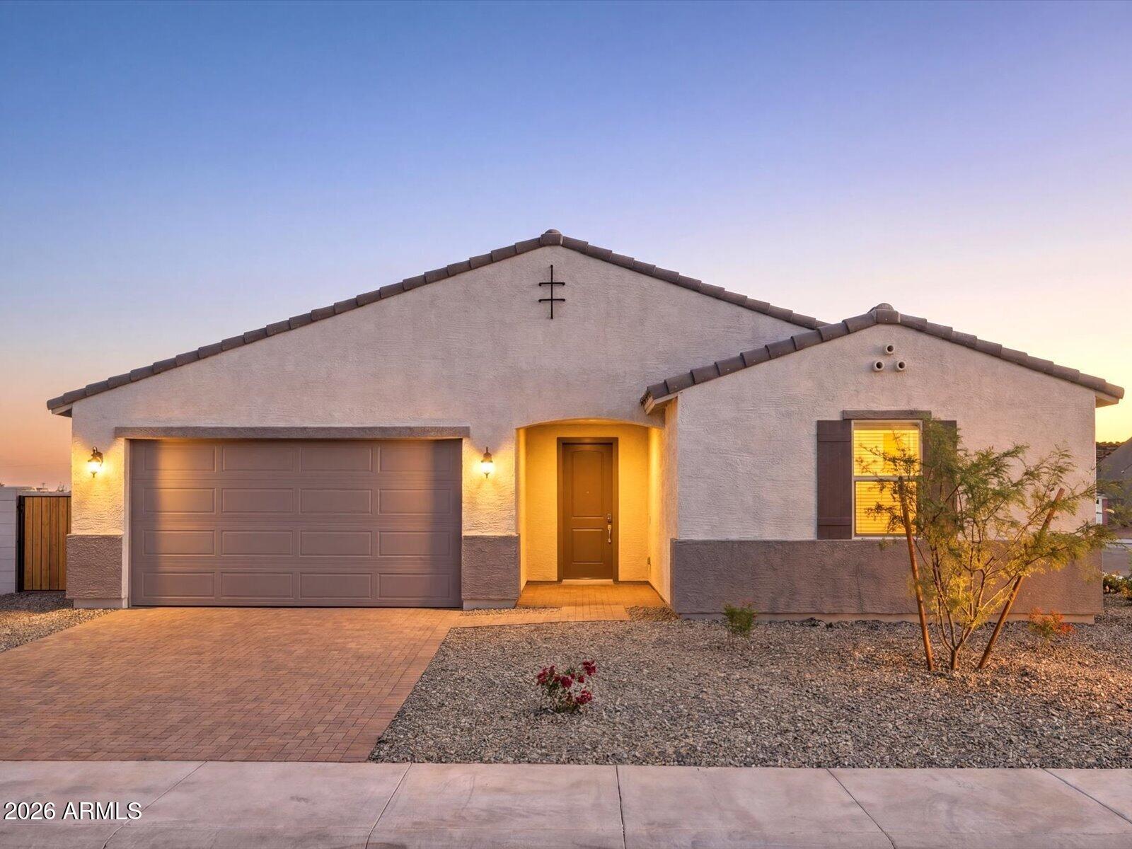 7854 W BRYCE Lane, Glendale, AZ 85303