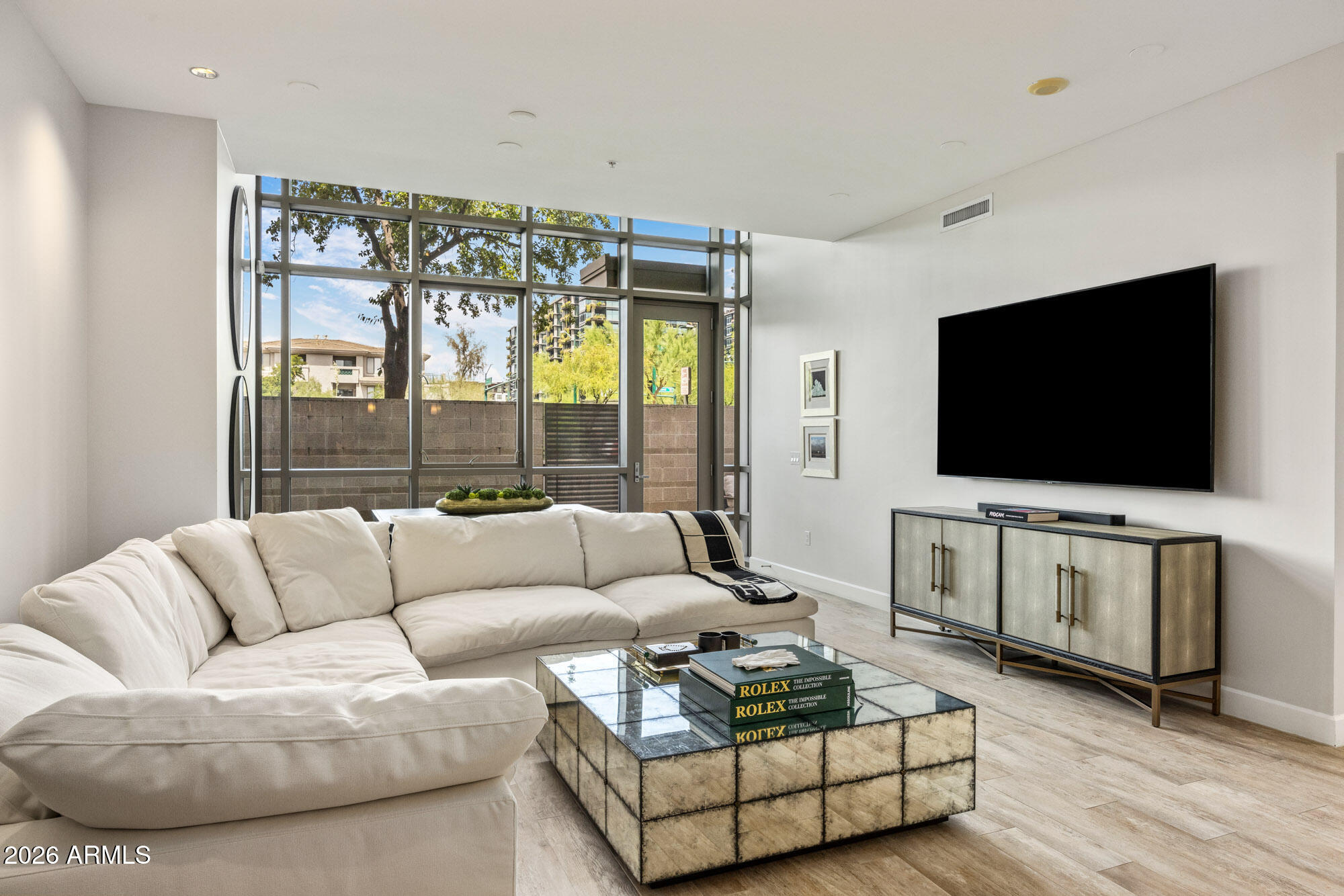 15215 N KIERLAND Boulevard 101, Scottsdale, AZ 85254