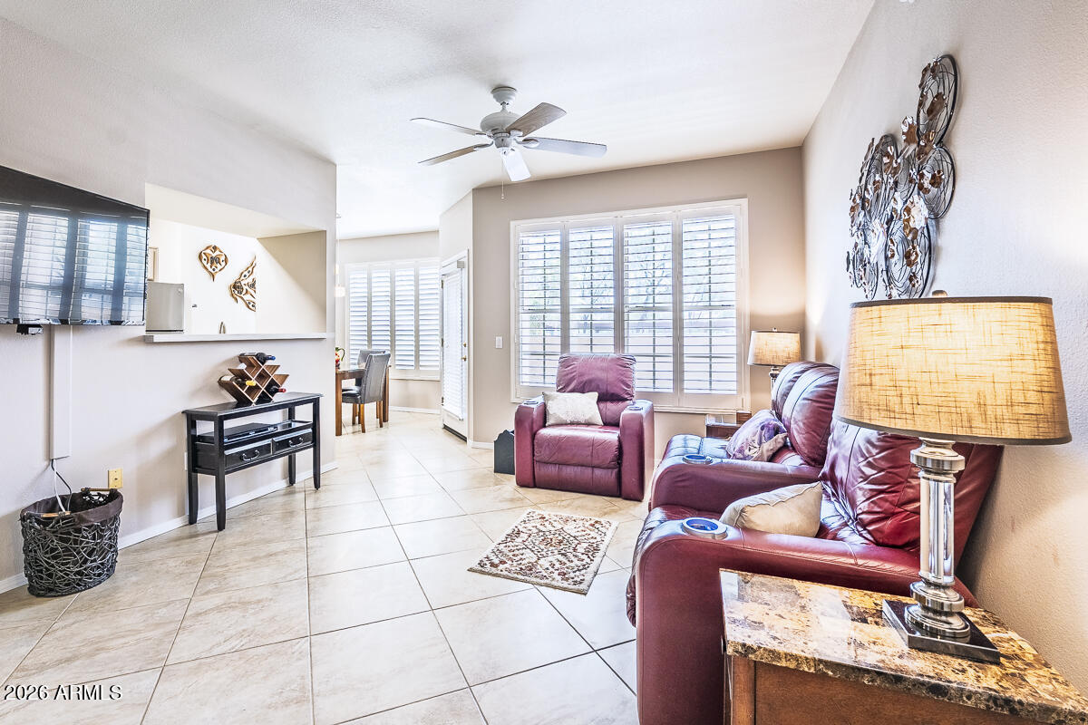 14950 W MOUNTAIN VIEW Boulevard 6104, Surprise, AZ 85374