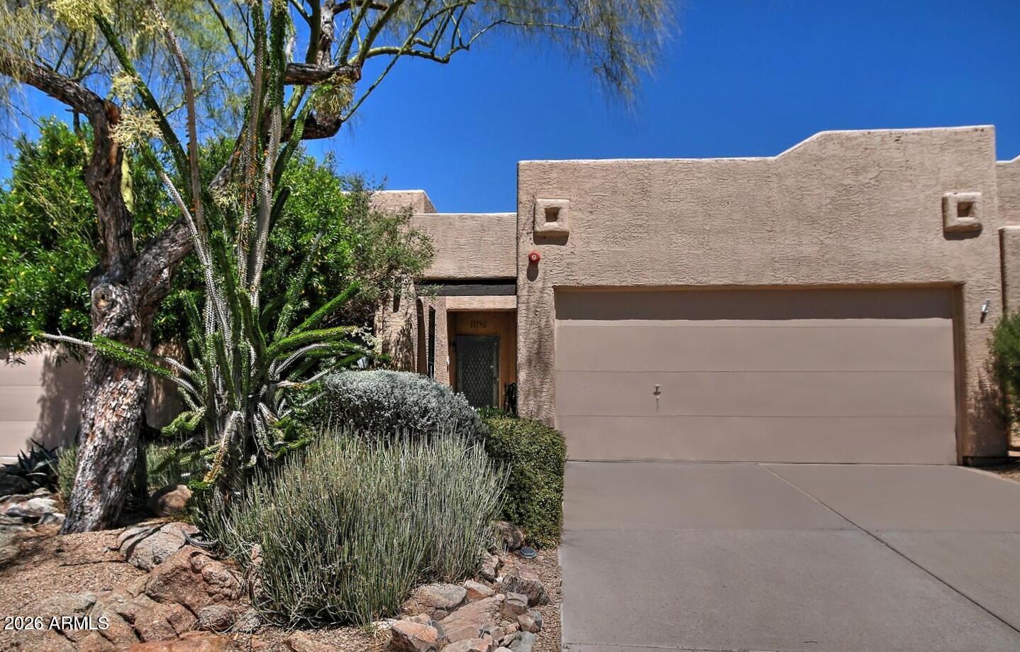 11742 E MERCER Lane, Scottsdale, AZ 85259