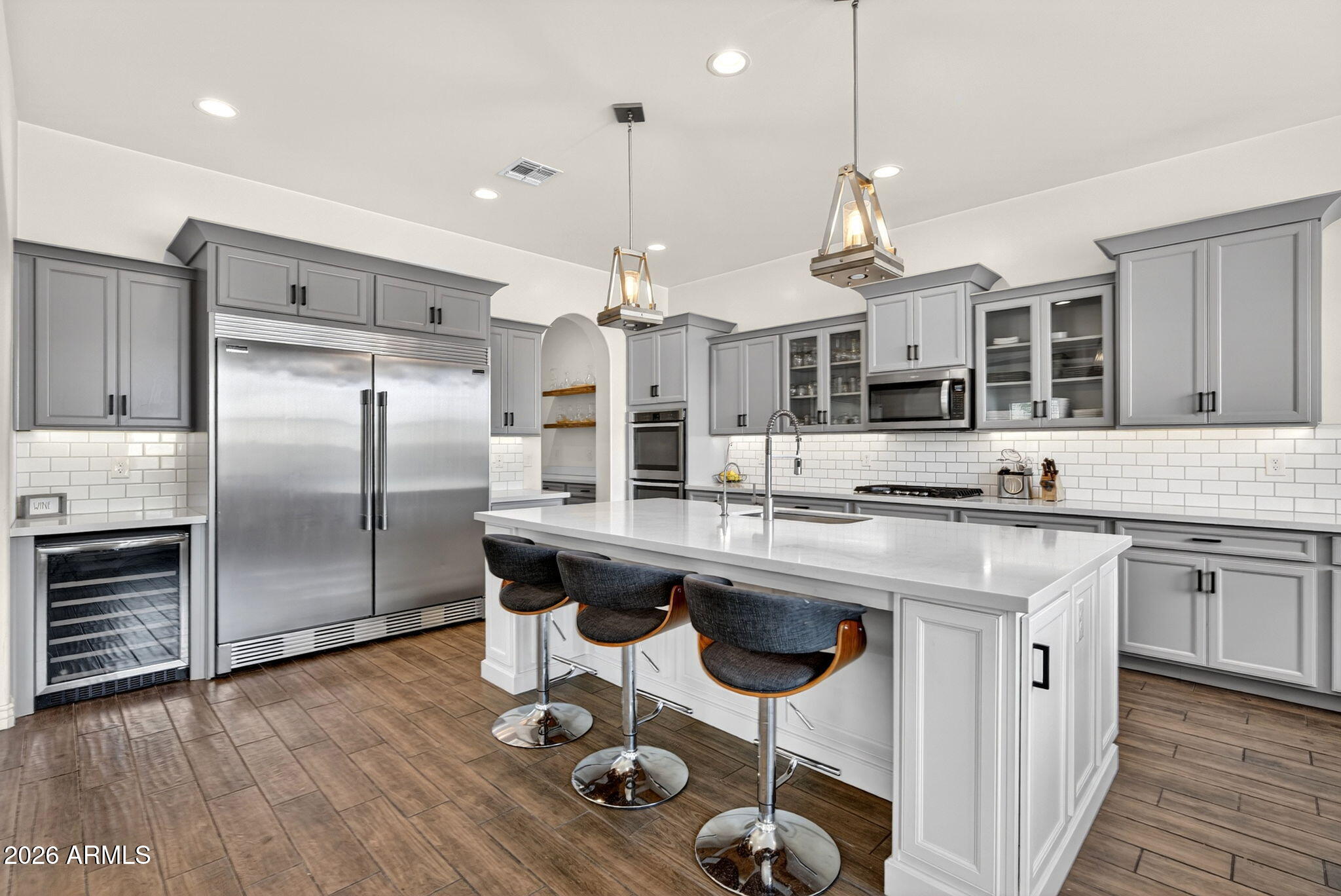 3530 E AQUARIUS Place, Chandler, AZ 85249