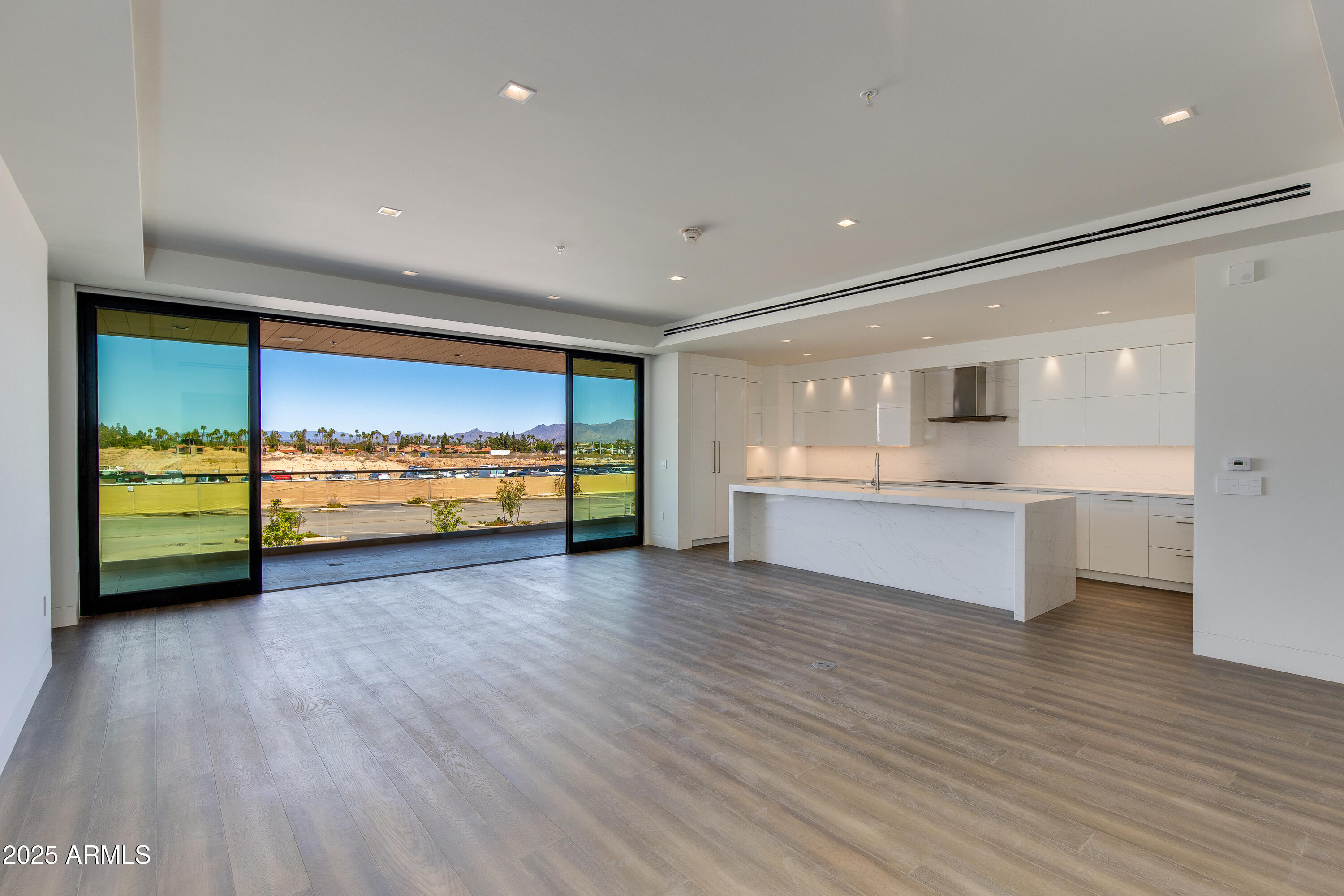 6587 N PALMERAIE Boulevard 2011, Paradise Valley, AZ 85253
