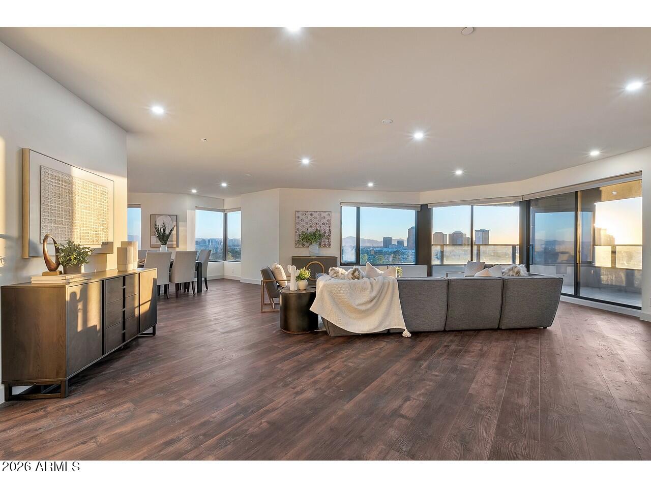 1040 E OSBORN Road 1004, Phoenix, AZ 85014