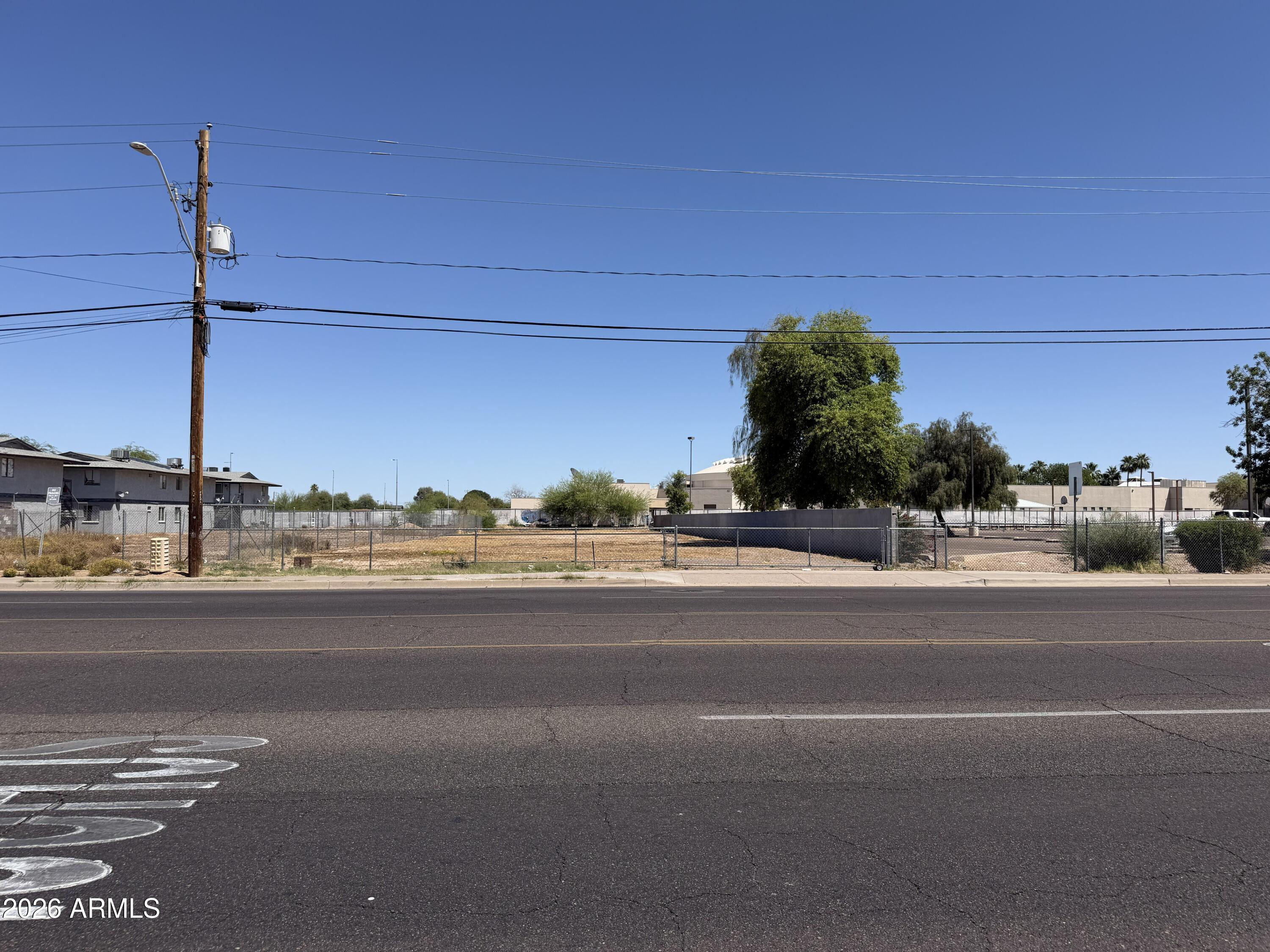 5225 S 7TH Street -, Phoenix, AZ 85040
