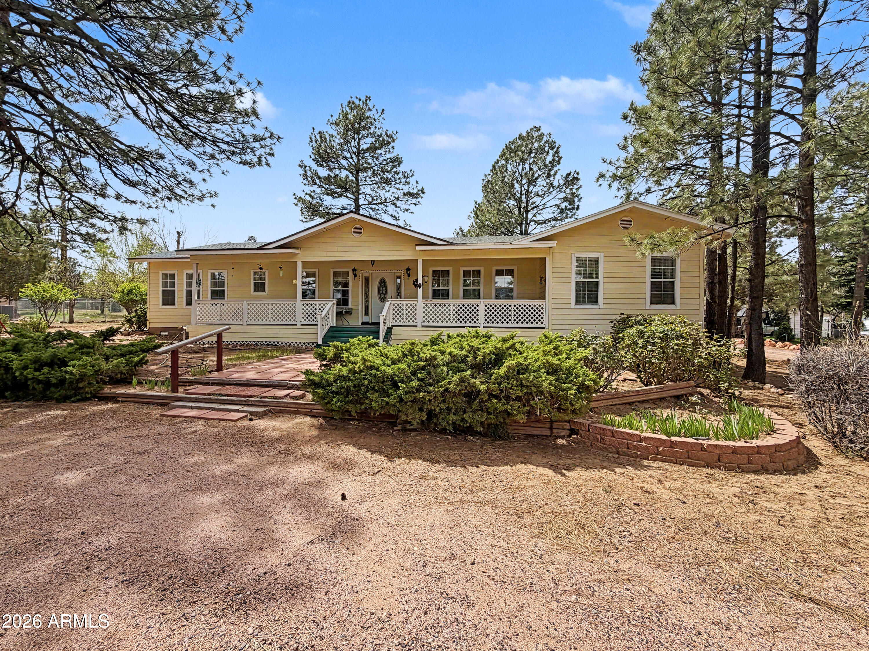 2980 PINE RIM Road, Overgaard, AZ 85933