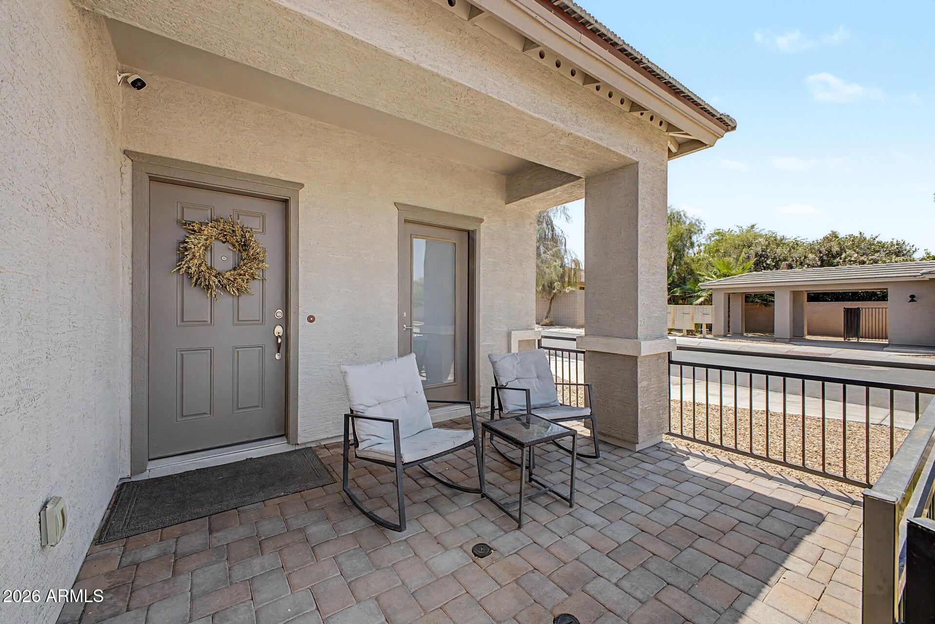 615 W HARWELL Road, Phoenix, AZ 85041