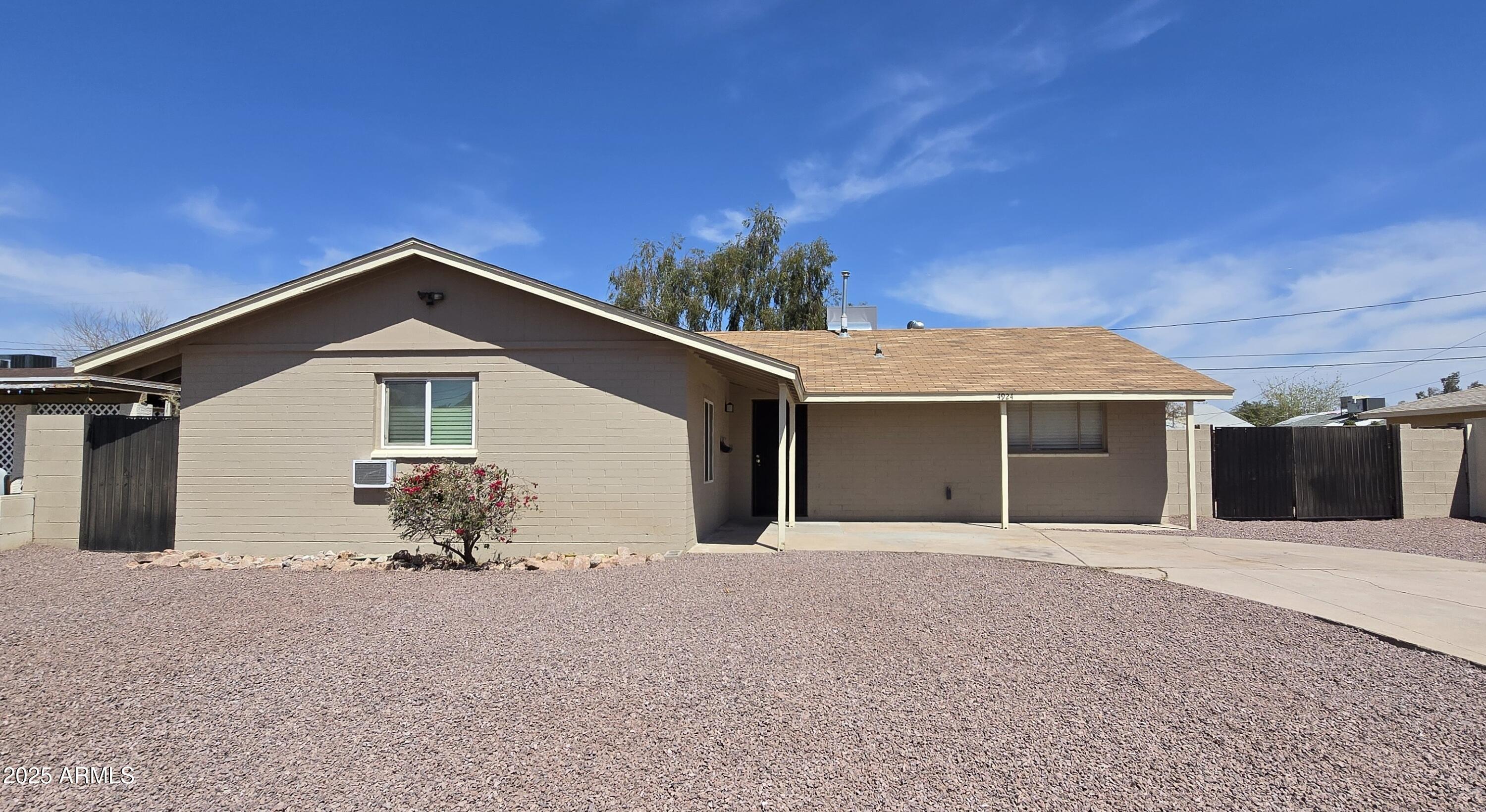 4924 W CATALINA Drive, Phoenix, AZ 85031