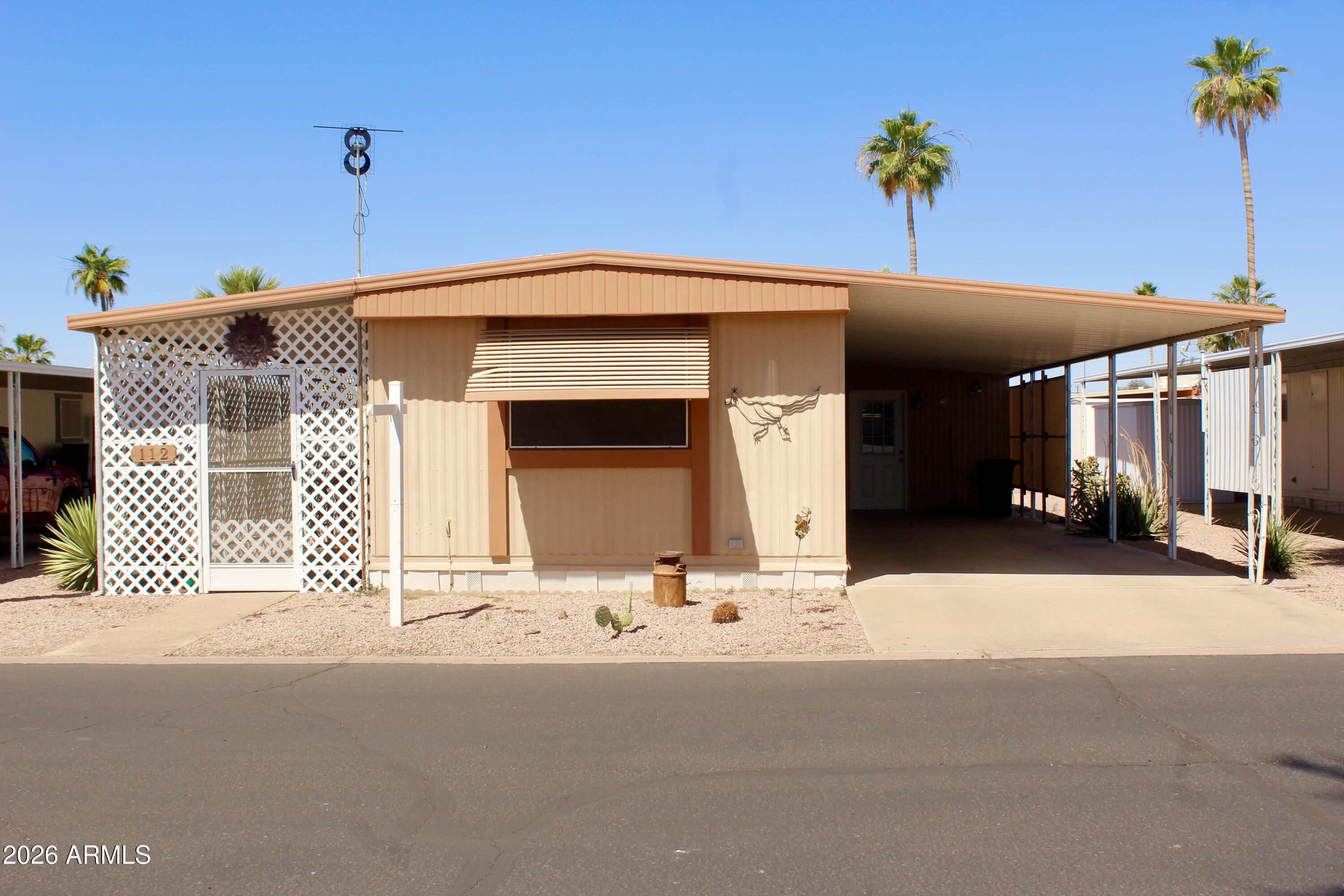 2605 S TOMAHAWK Road 112, Apache Junction, AZ 85119