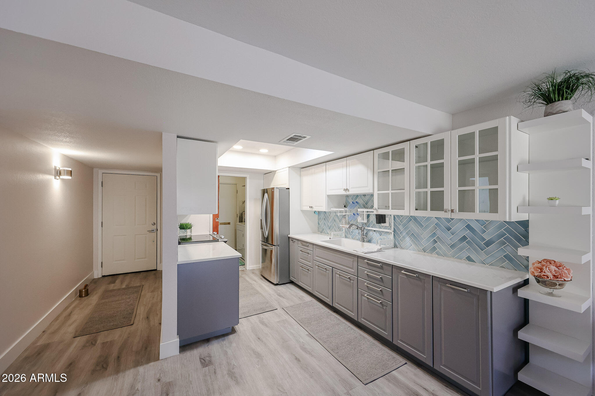 5114 E MONTE VISTA Road, Phoenix, AZ 85008