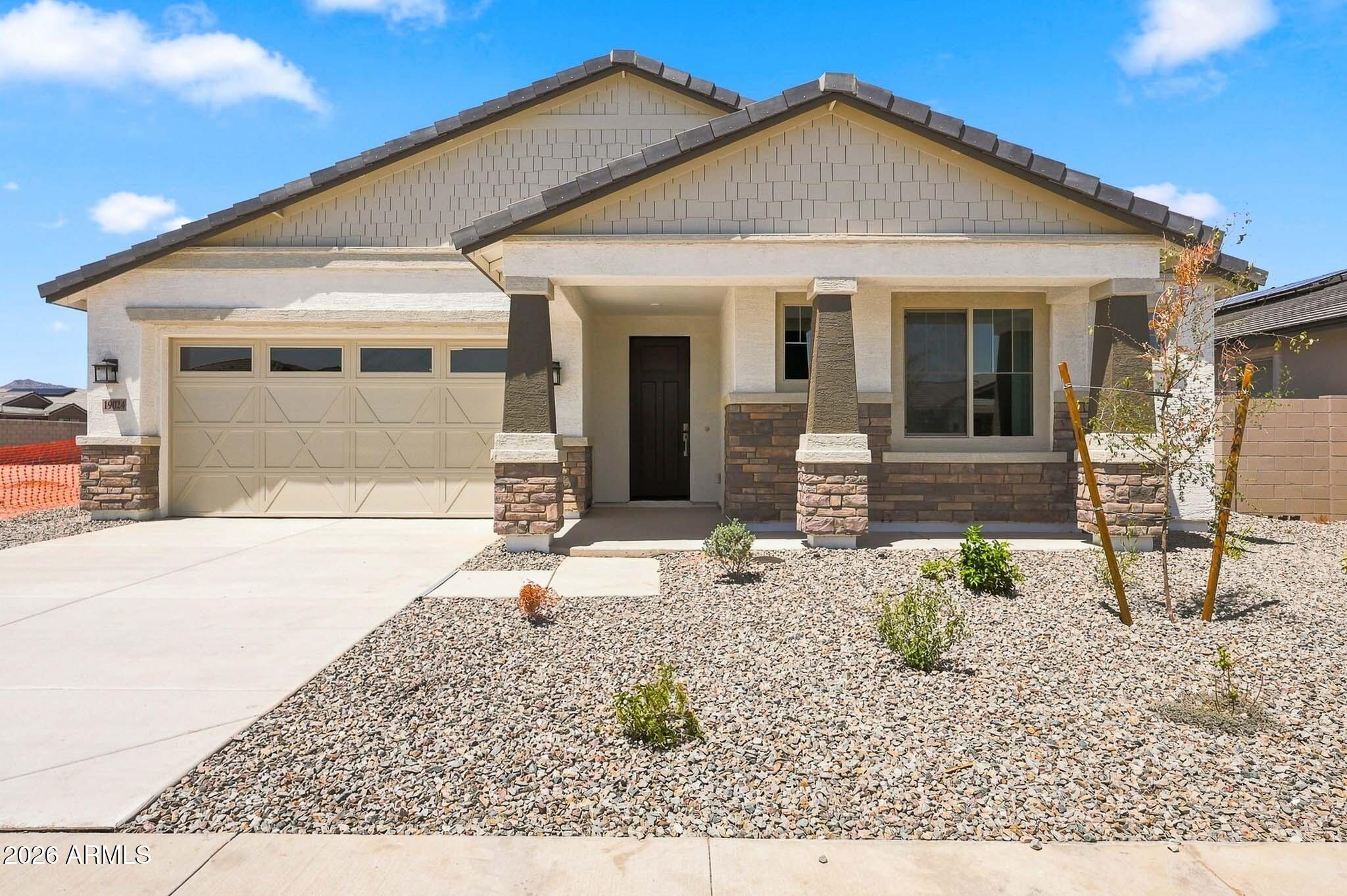 19024 W MARYLAND Avenue, Waddell, AZ 85355