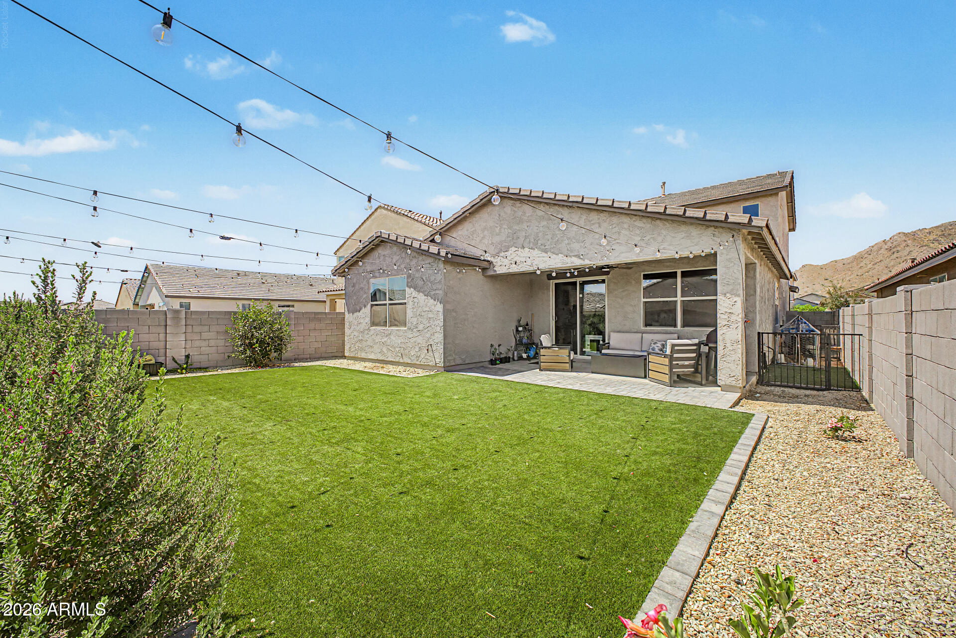 4392 W MOUNTAIN LAURAL Drive, San Tan Valley, AZ 85144