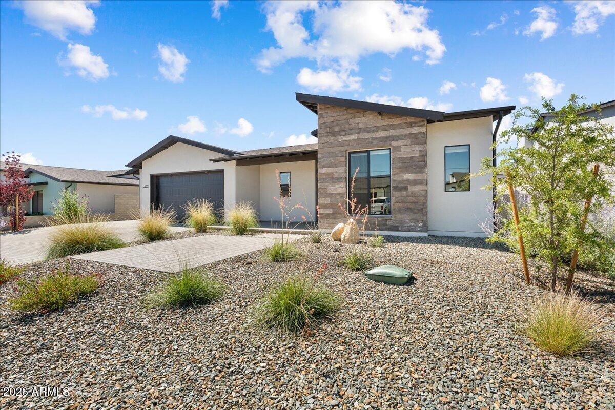 5072 N JEFFERS Avenue, Prescott Valley, AZ 86314
