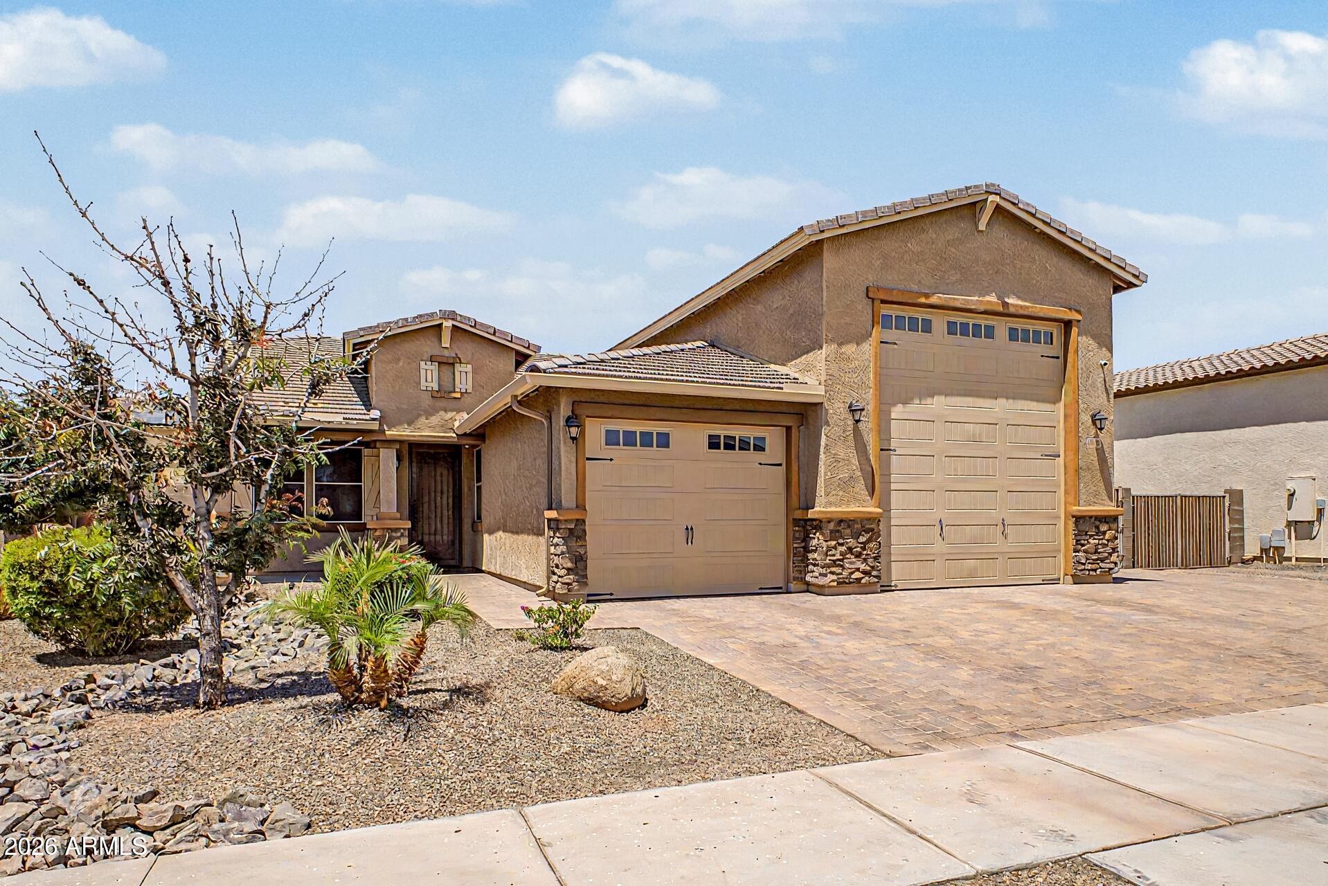 18230 W LOUISE Drive, Surprise, AZ 85387