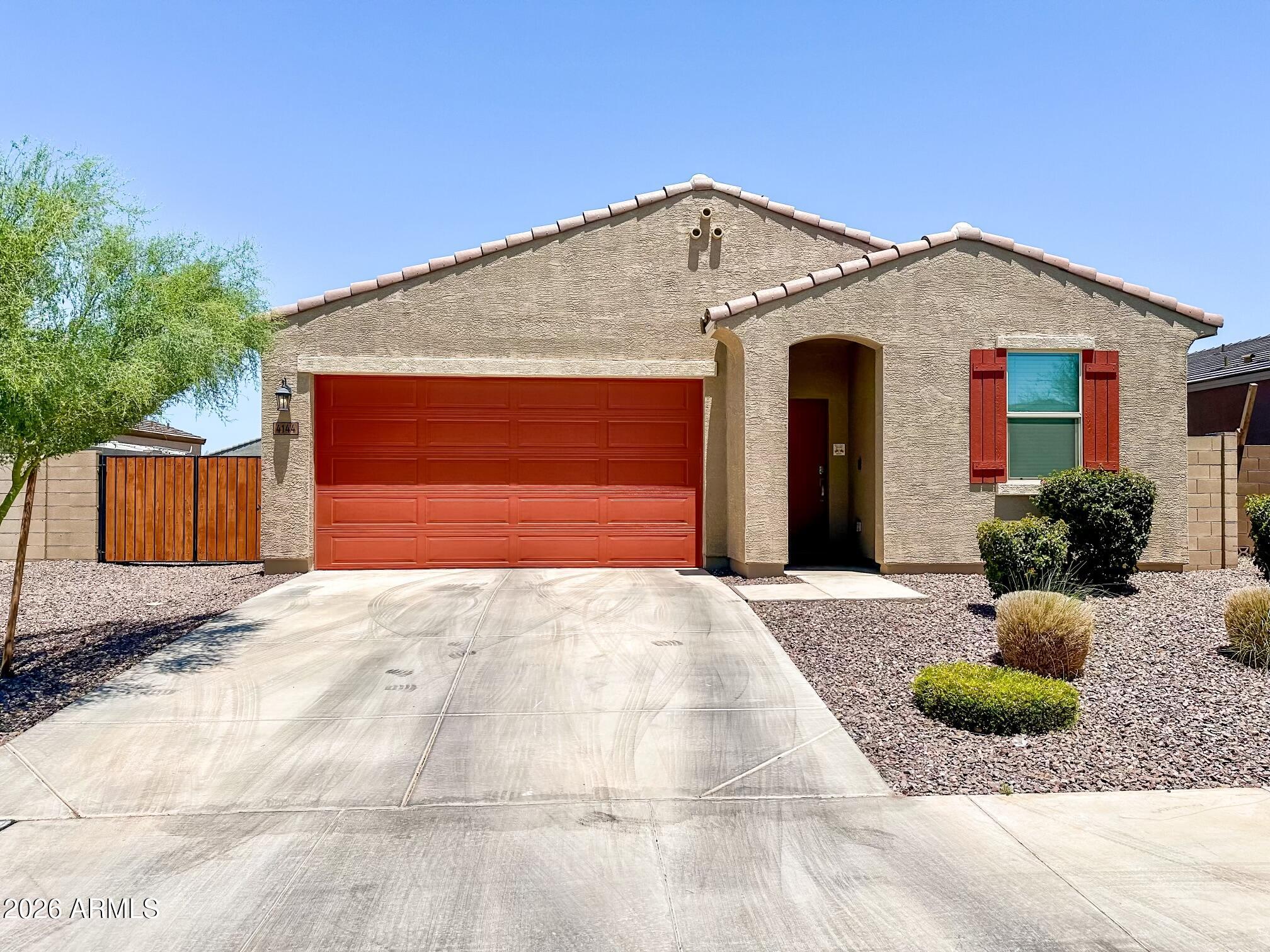4144 E SIDESADDLE Road, San Tan Valley, AZ 85140