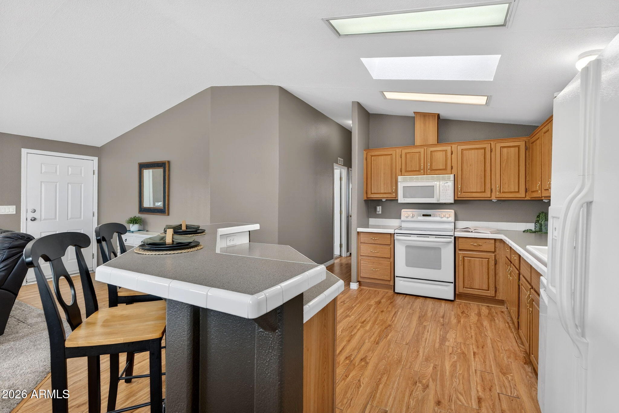 804 E TEE Street, San Tan Valley, AZ 85140