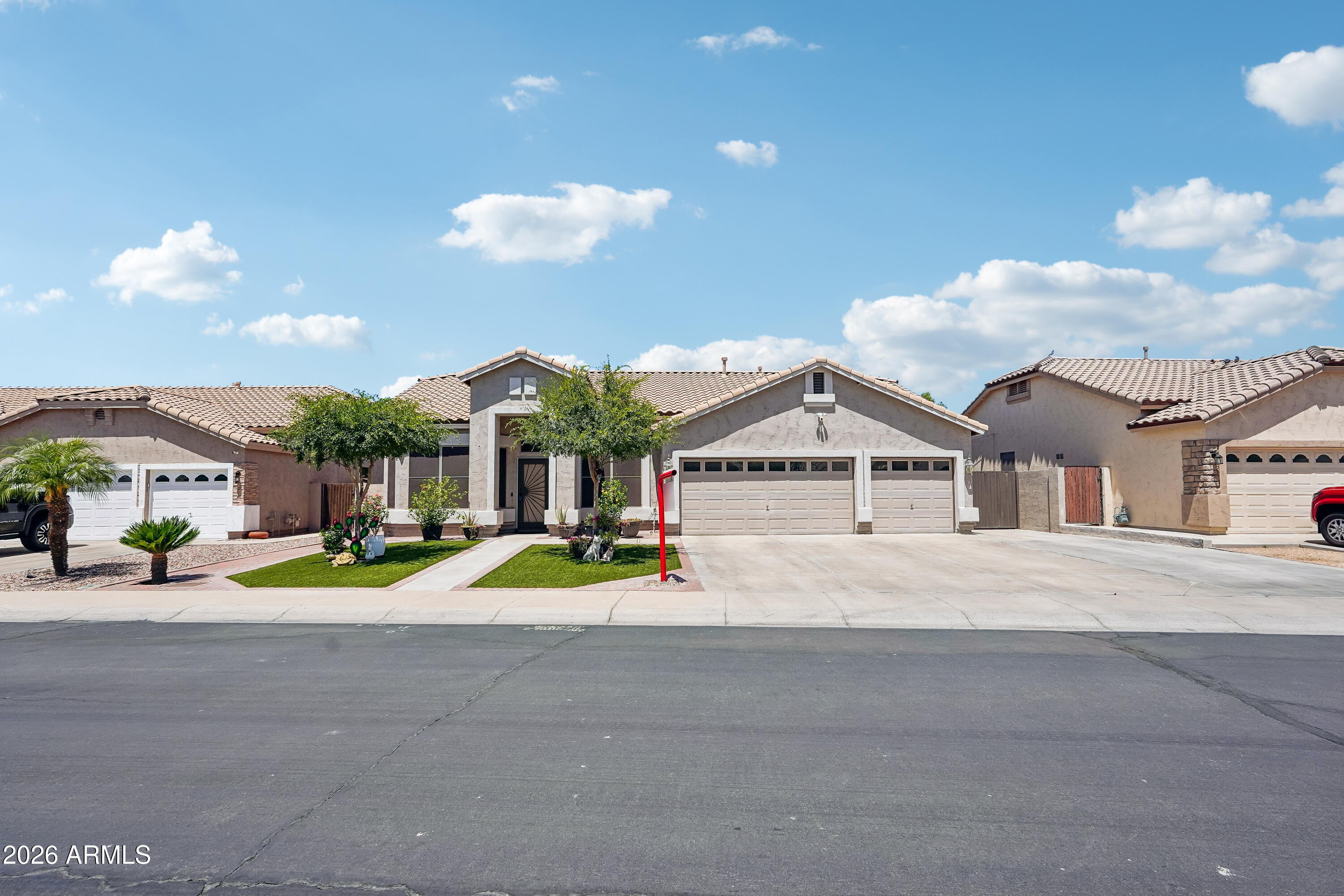 8334 W Marlette Avenue, Glendale, AZ 85305