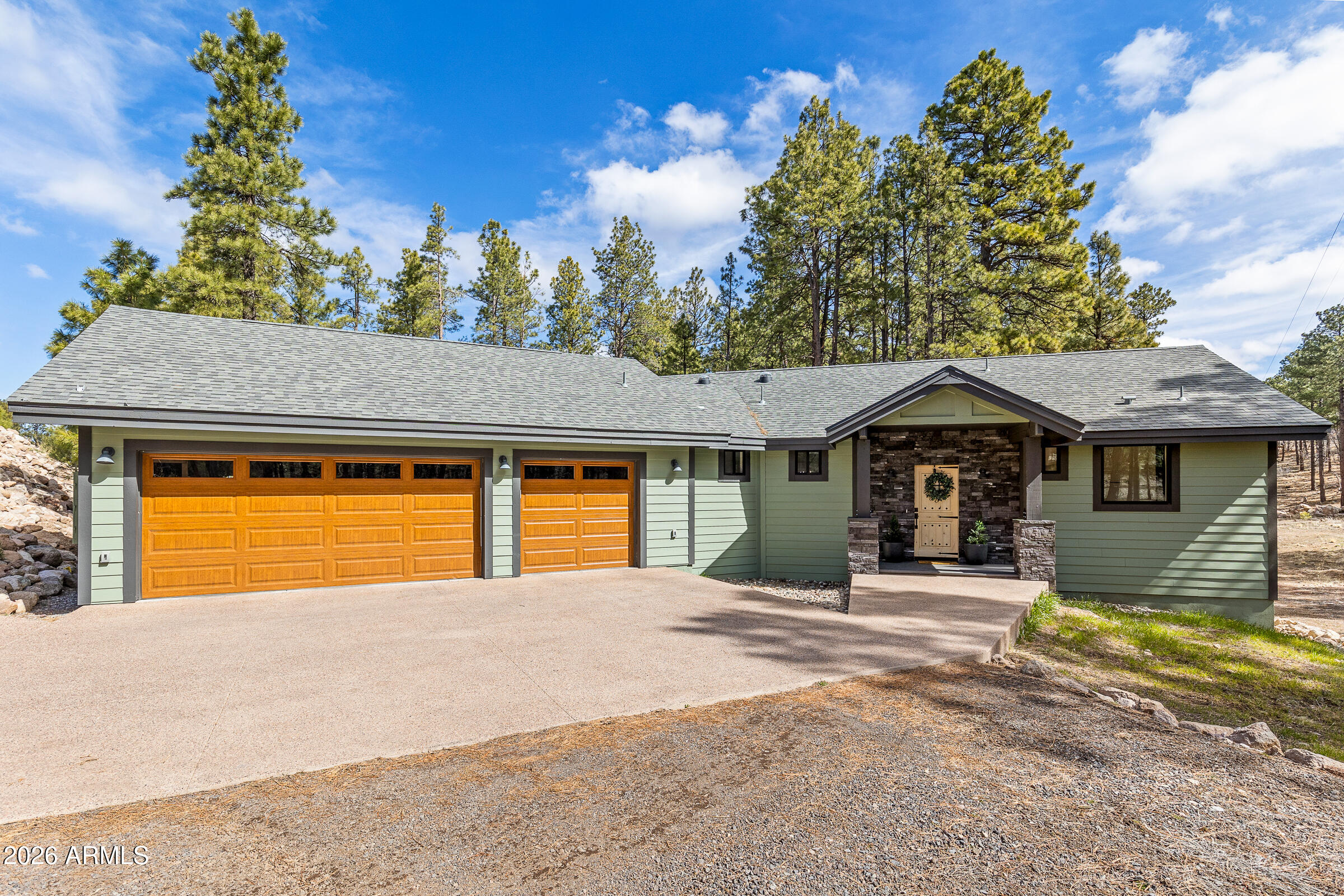 1113 REDWALL Way, Williams, AZ 86046
